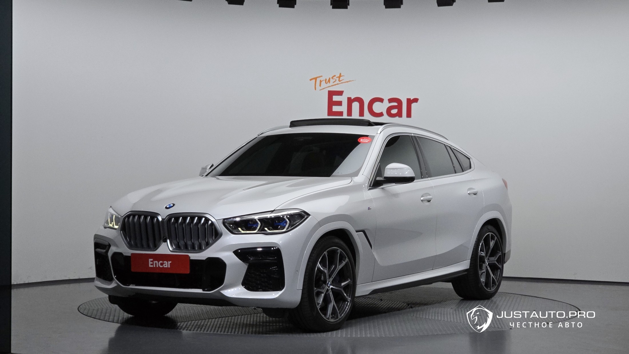 Автомобиль BMW X6