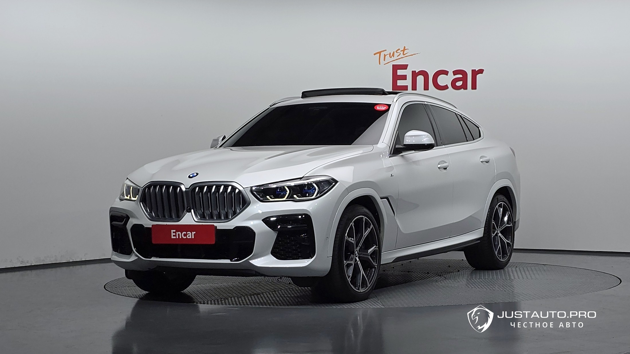 Автомобиль BMW X6