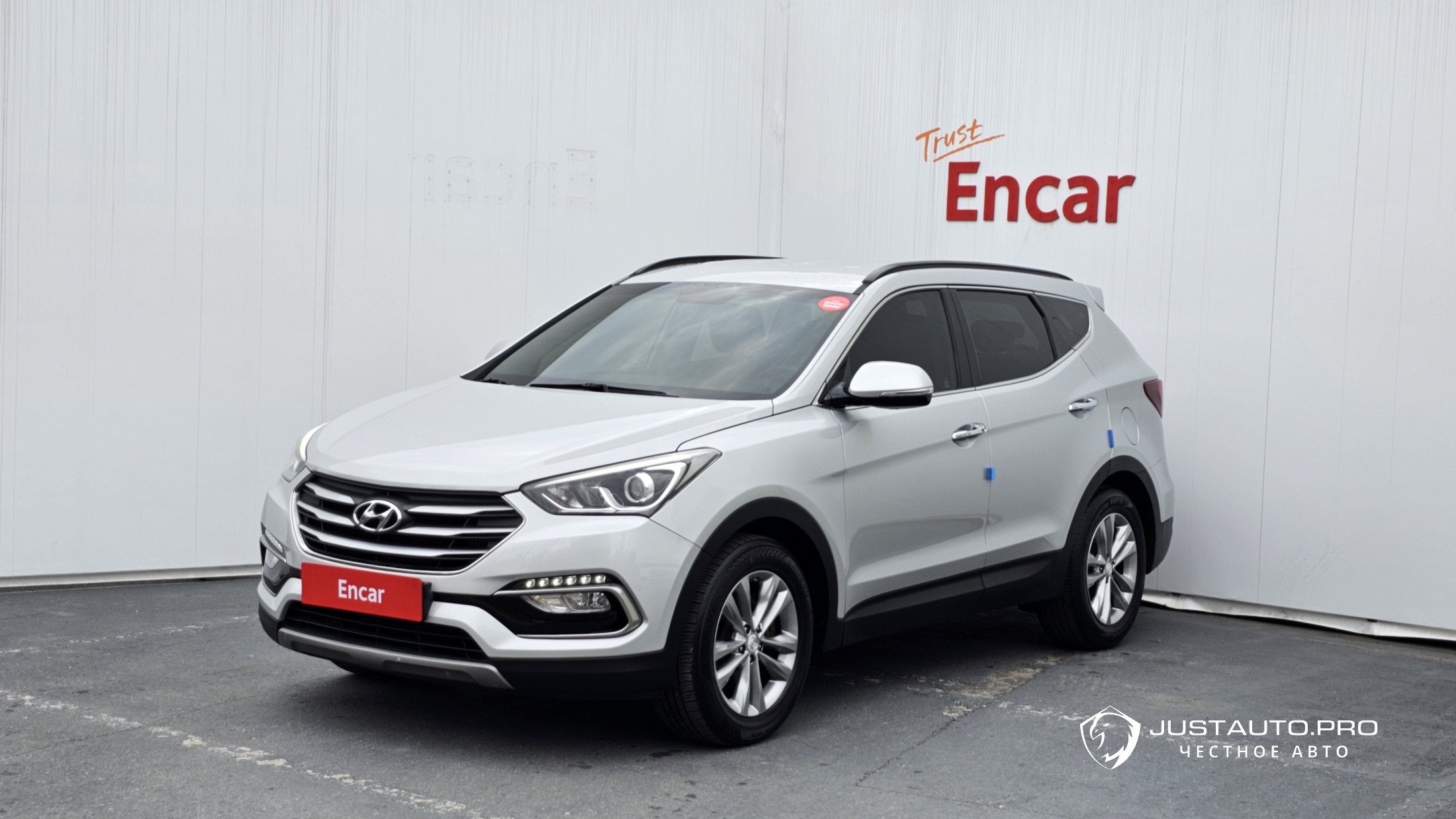 Автомобиль Hyundai Santafe