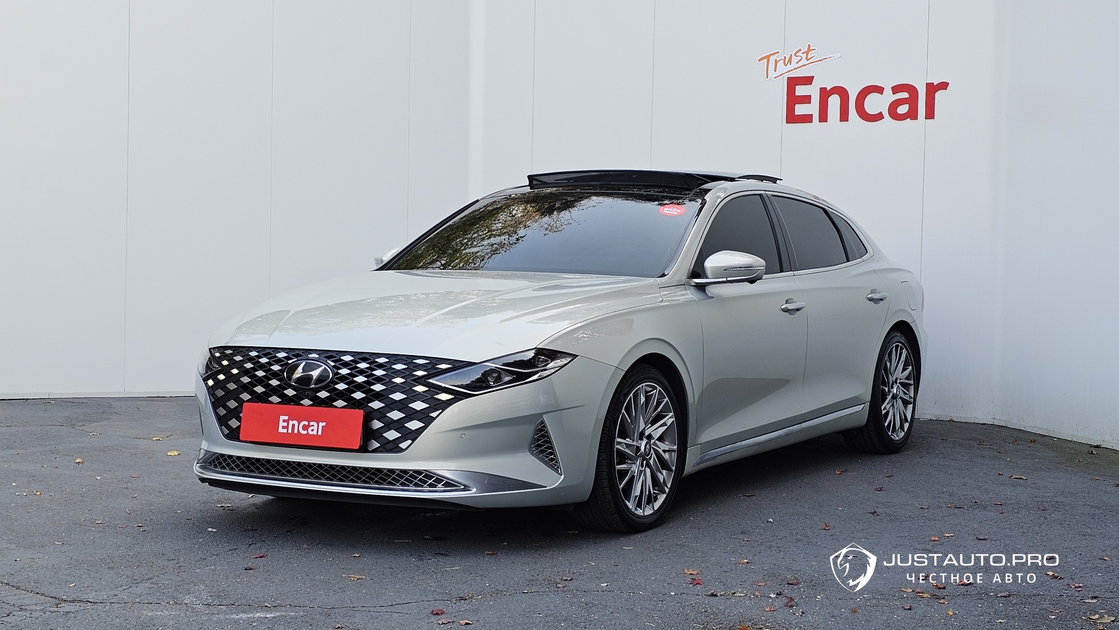 Автомобиль Hyundai Grandeur