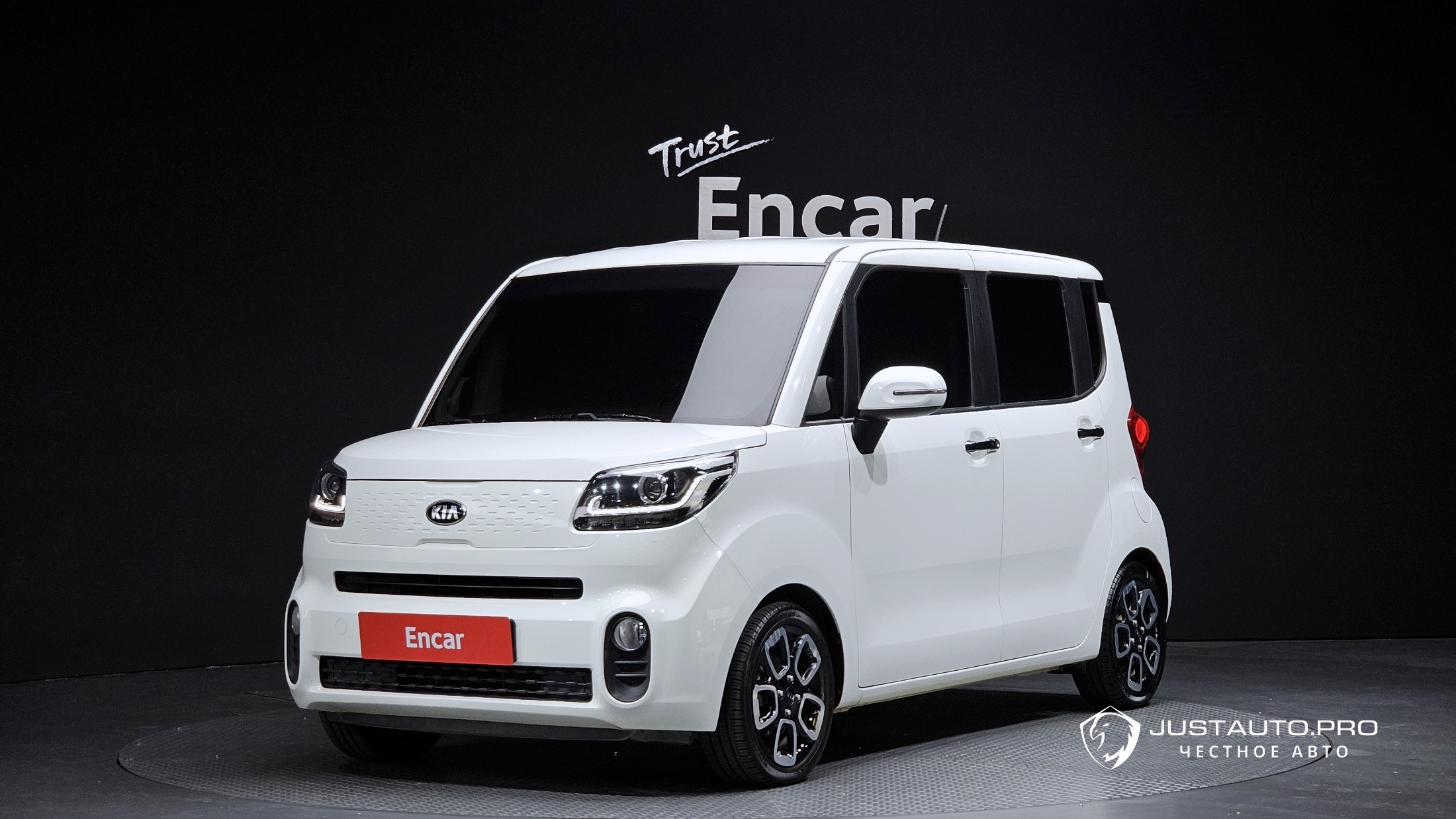 Автомобиль Kia RAY