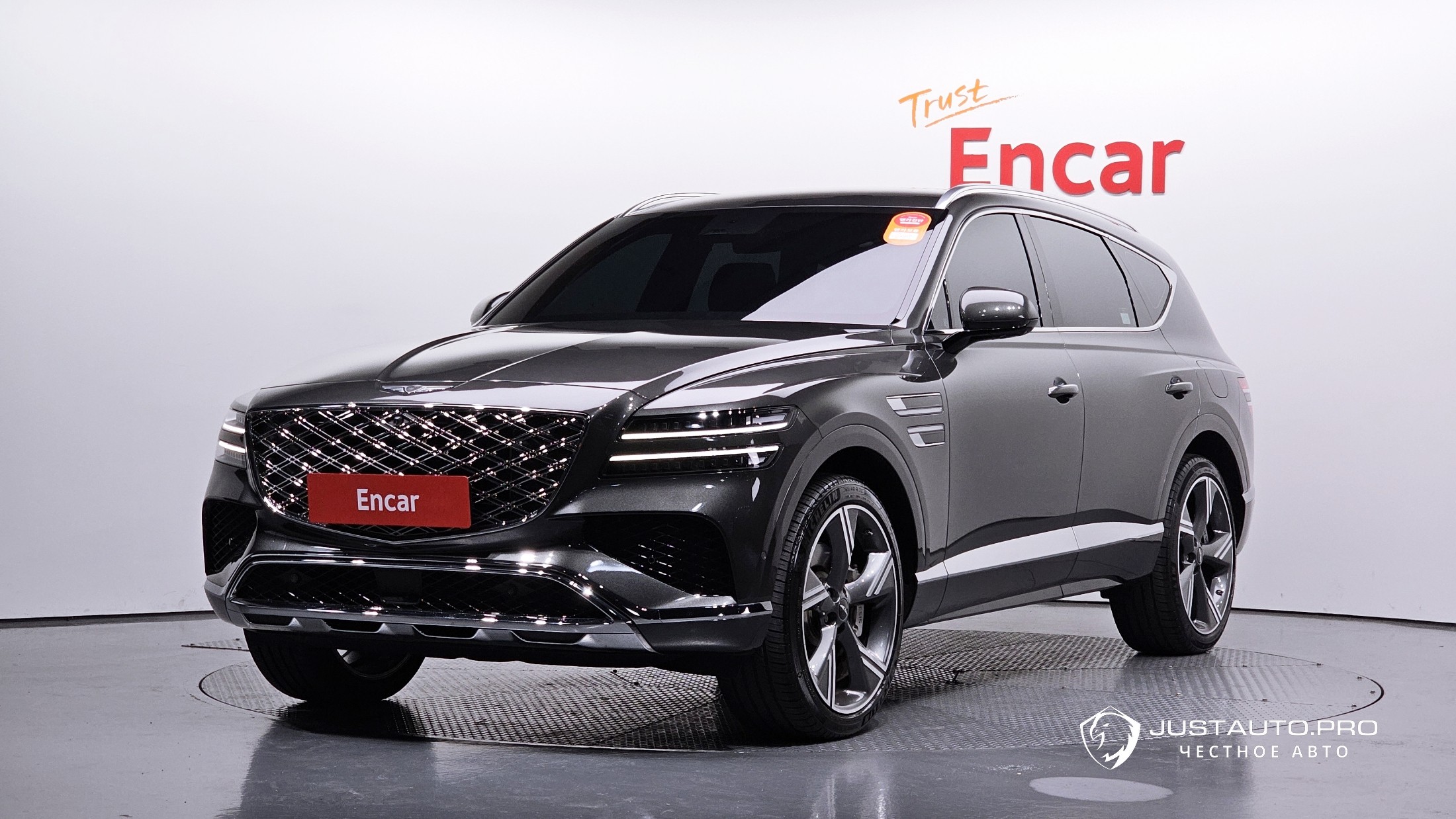 Автомобиль Genesis GV80