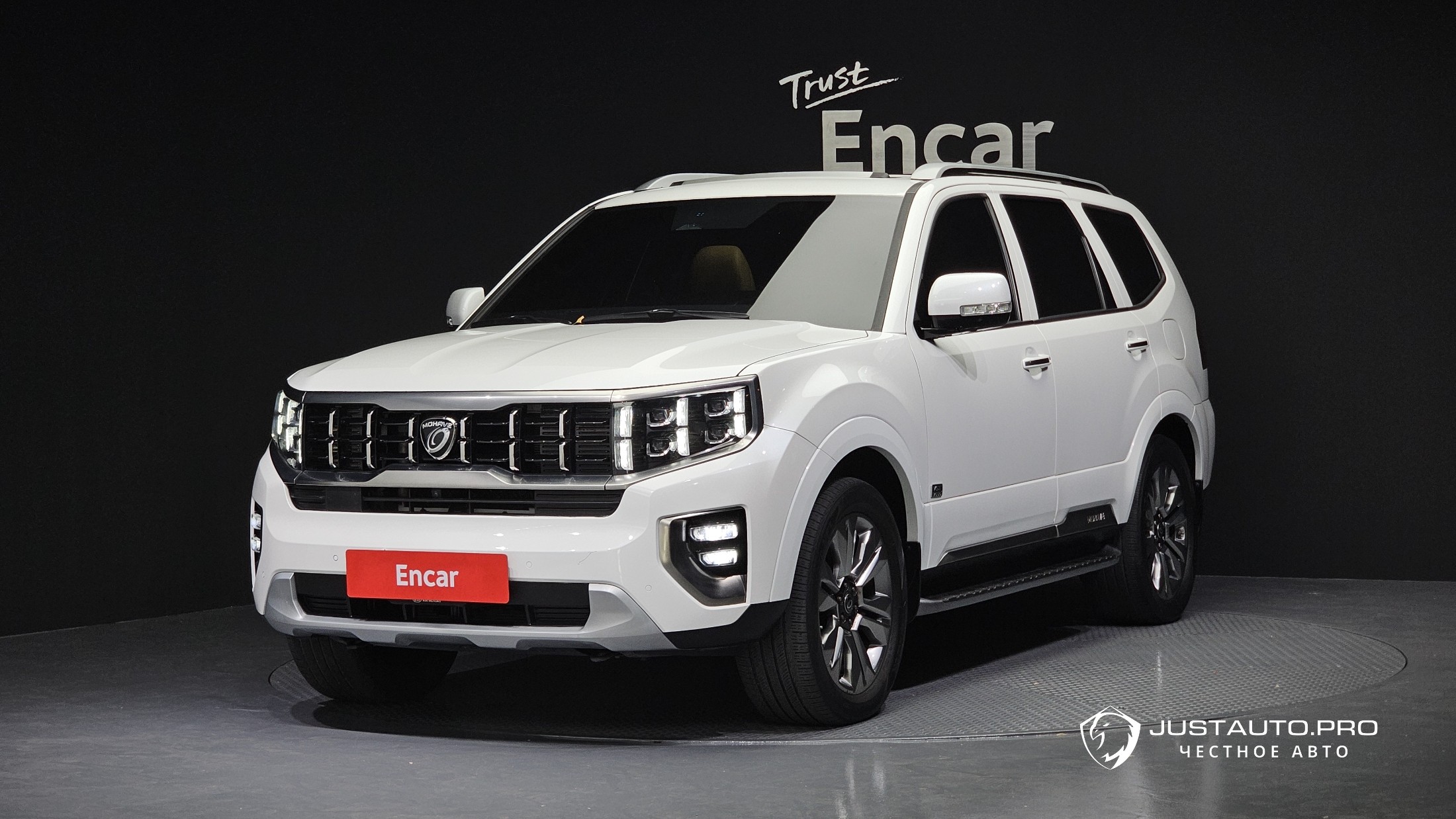 Автомобиль Kia Mohave