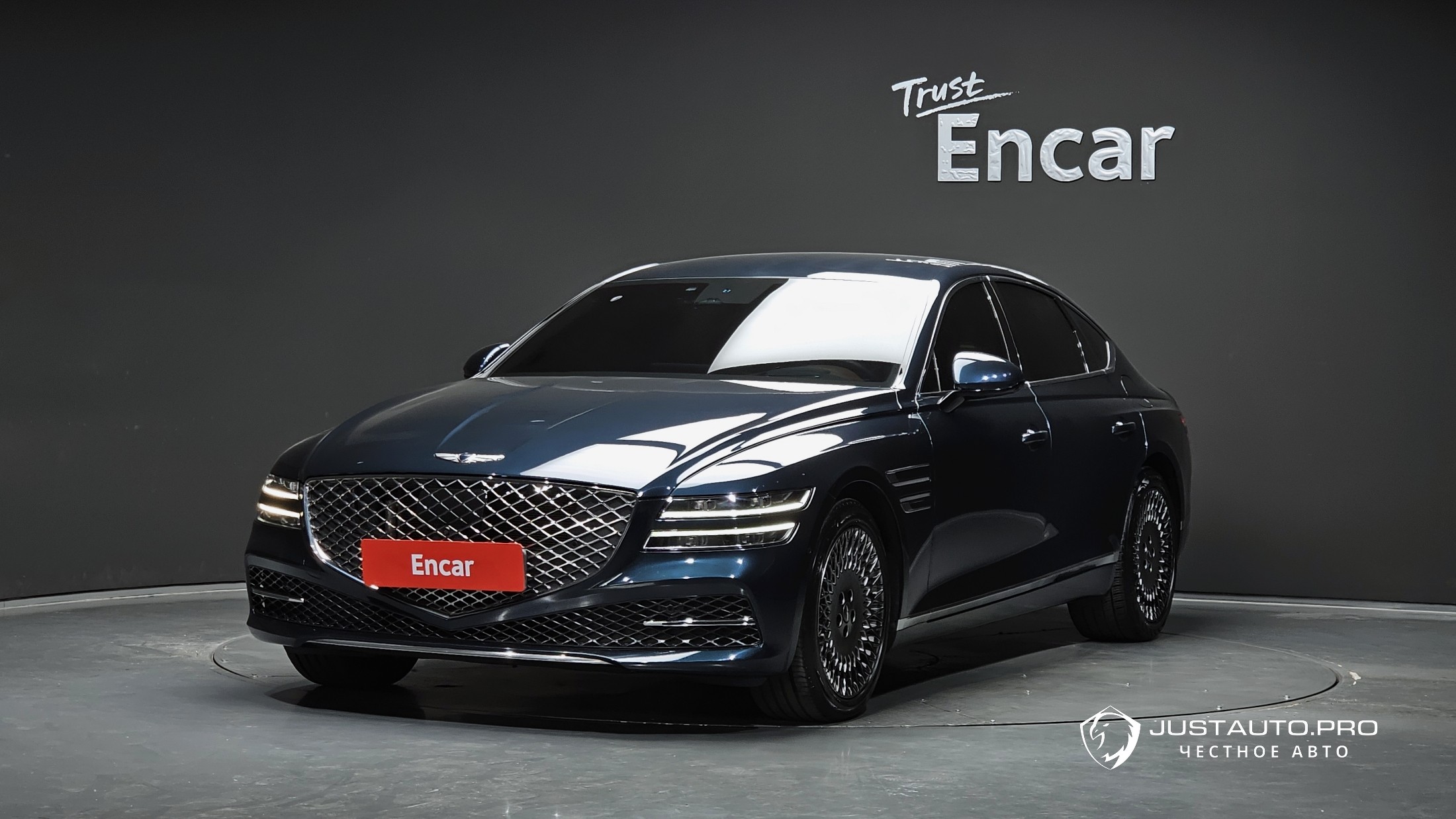 Автомобиль Genesis G80