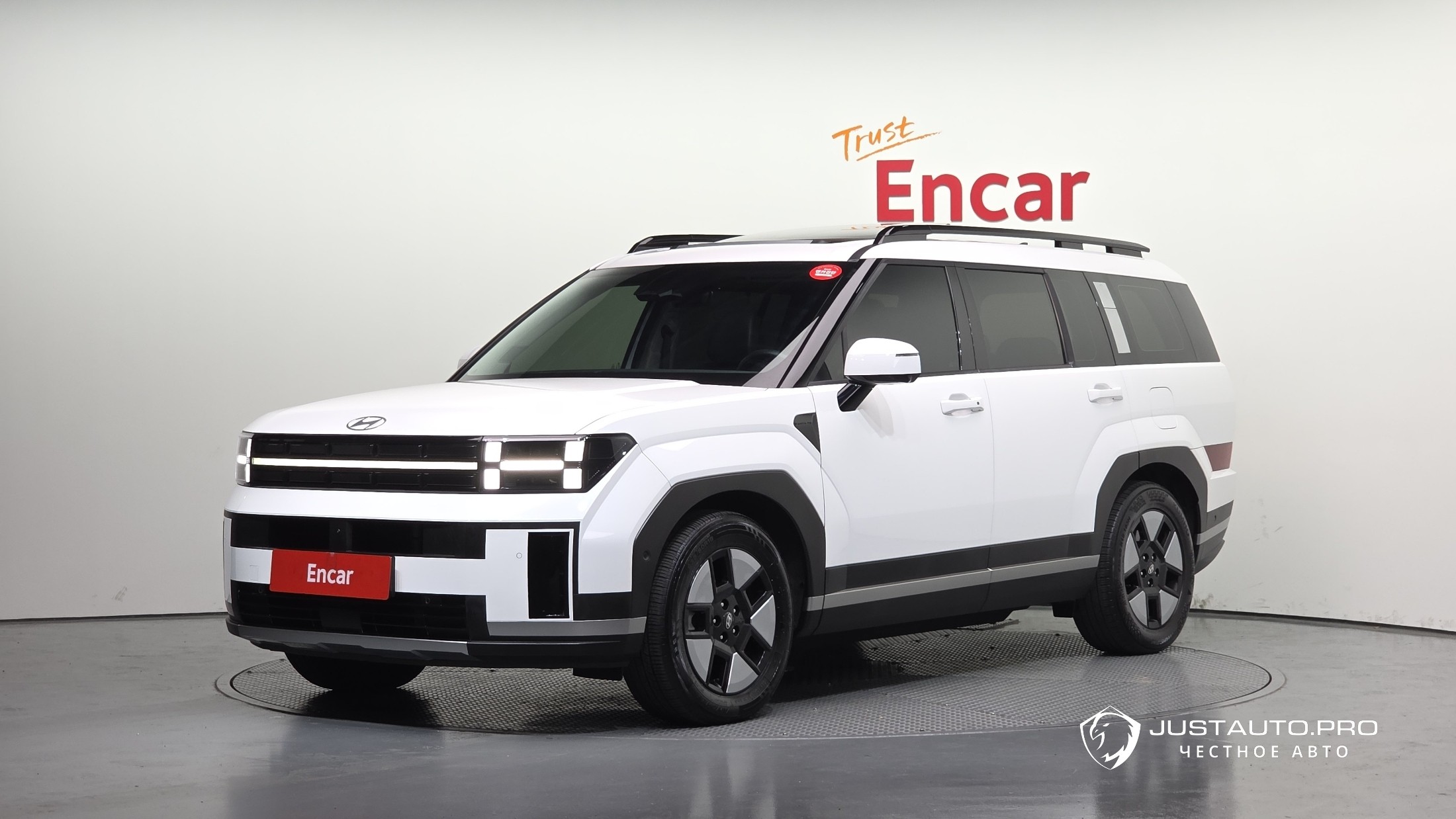 Автомобиль Hyundai Santafe