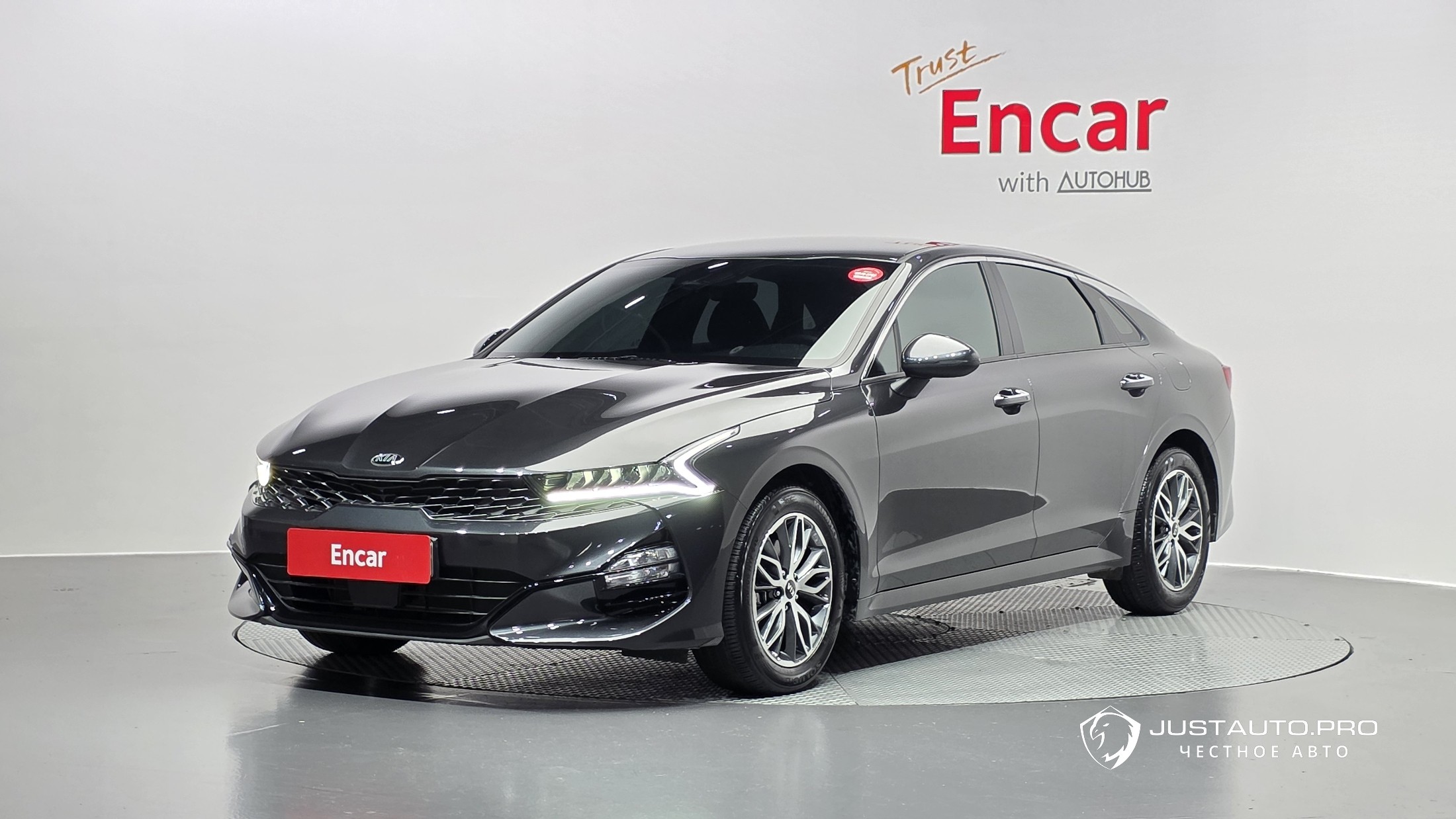 Автомобиль Kia K5