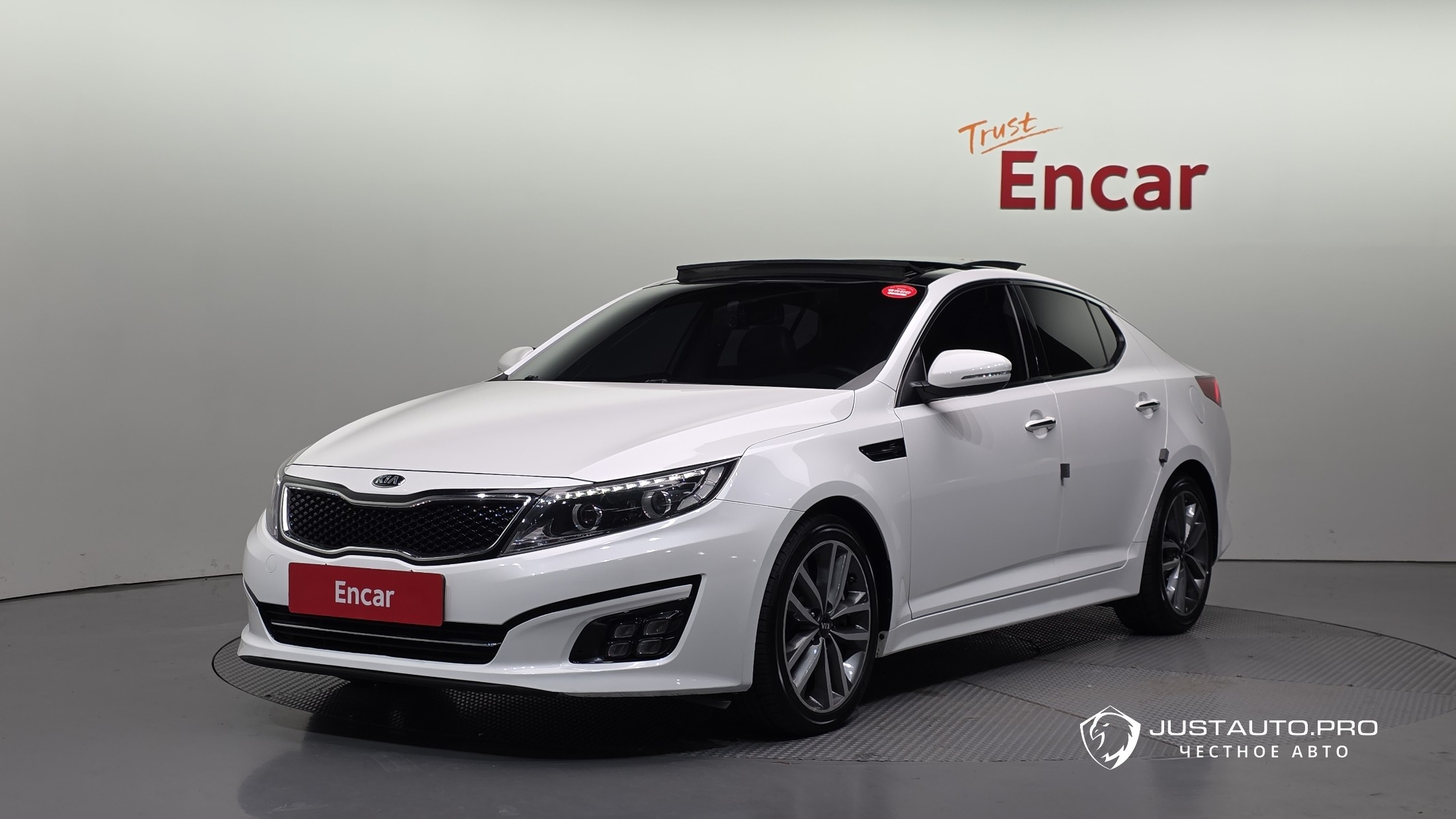 Автомобиль Kia K5