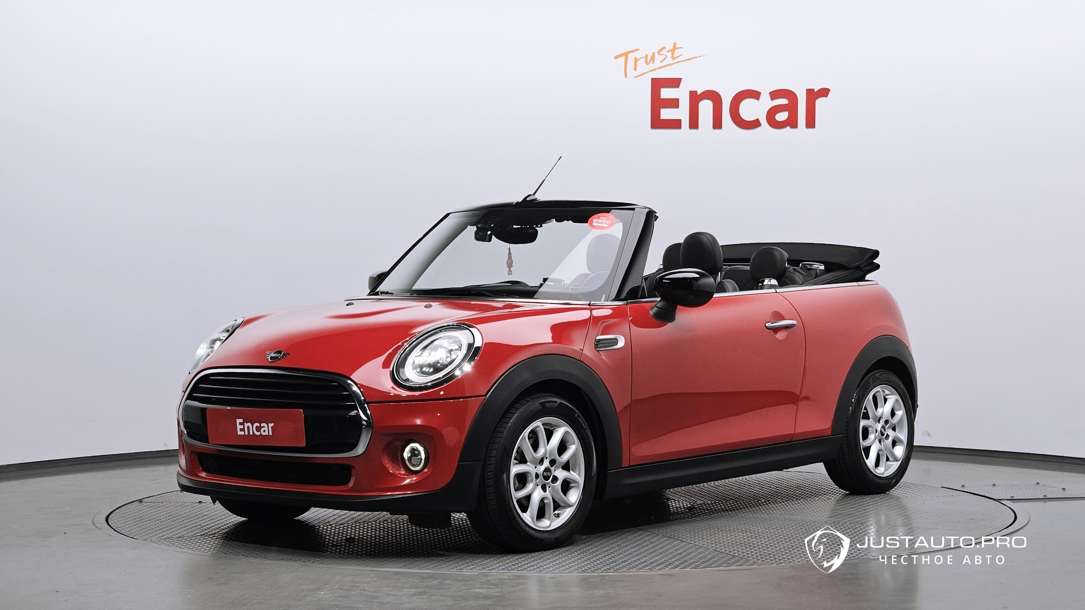 Автомобиль Mini Cooper Convertible