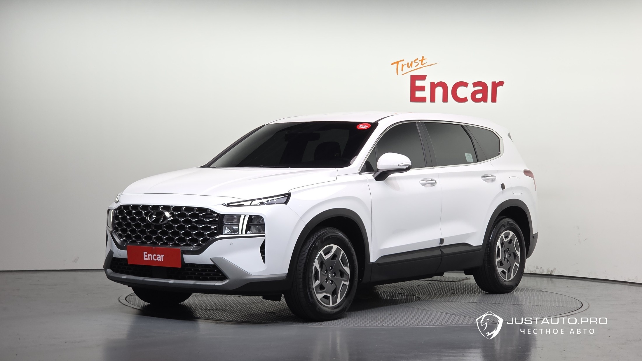 Автомобиль Hyundai Santafe