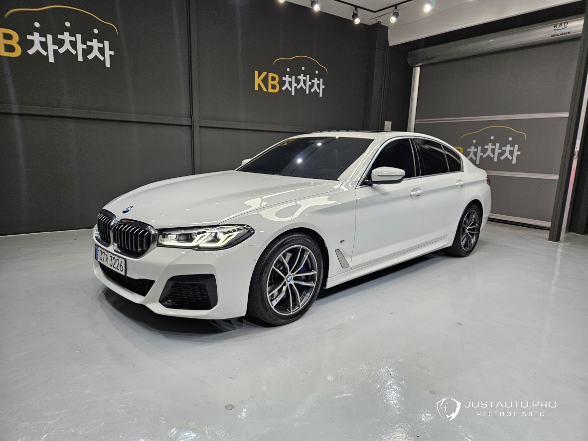 Автомобиль BMW 5-Series