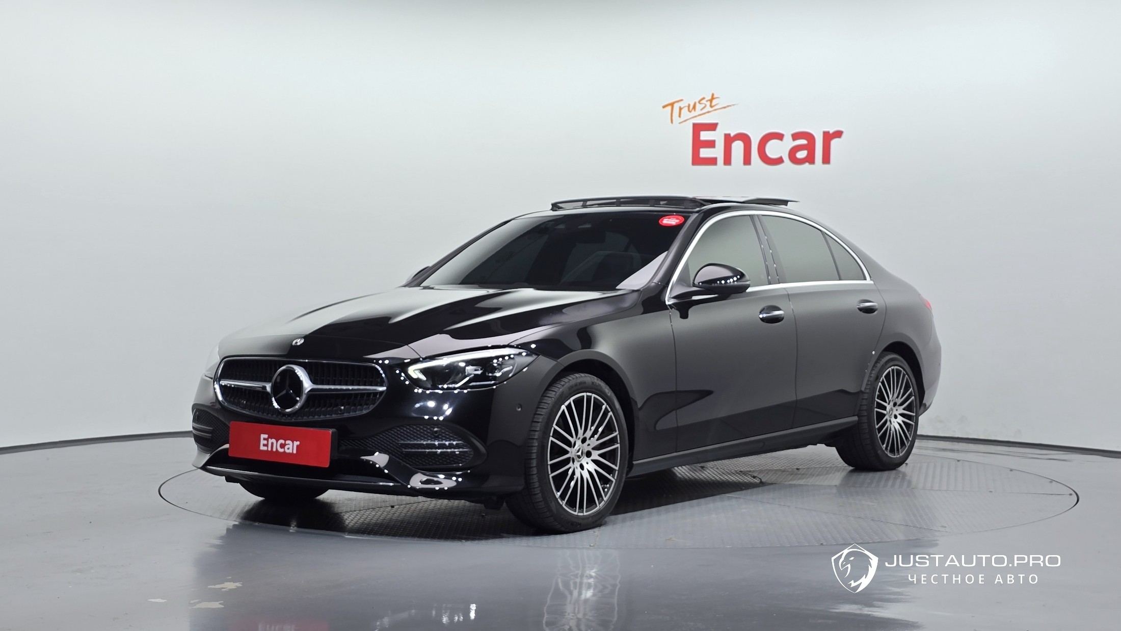 Автомобиль Mercedes-Benz C-Class