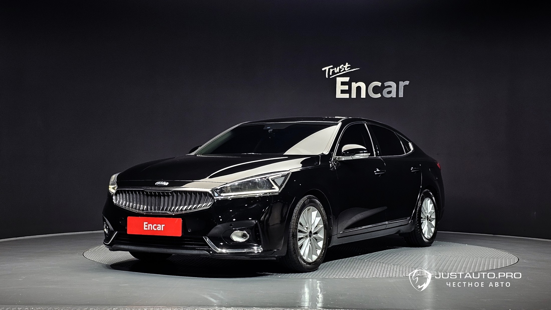 Автомобиль Kia K7