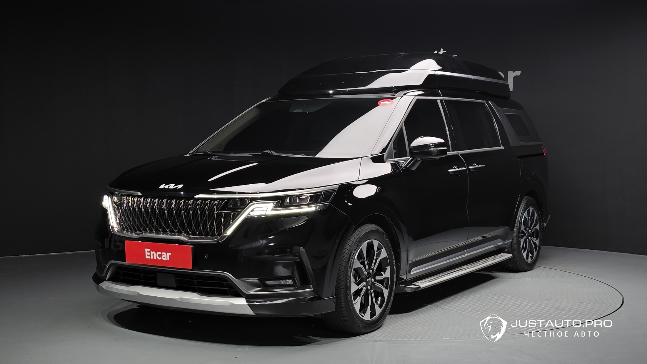 Автомобиль Kia Canival