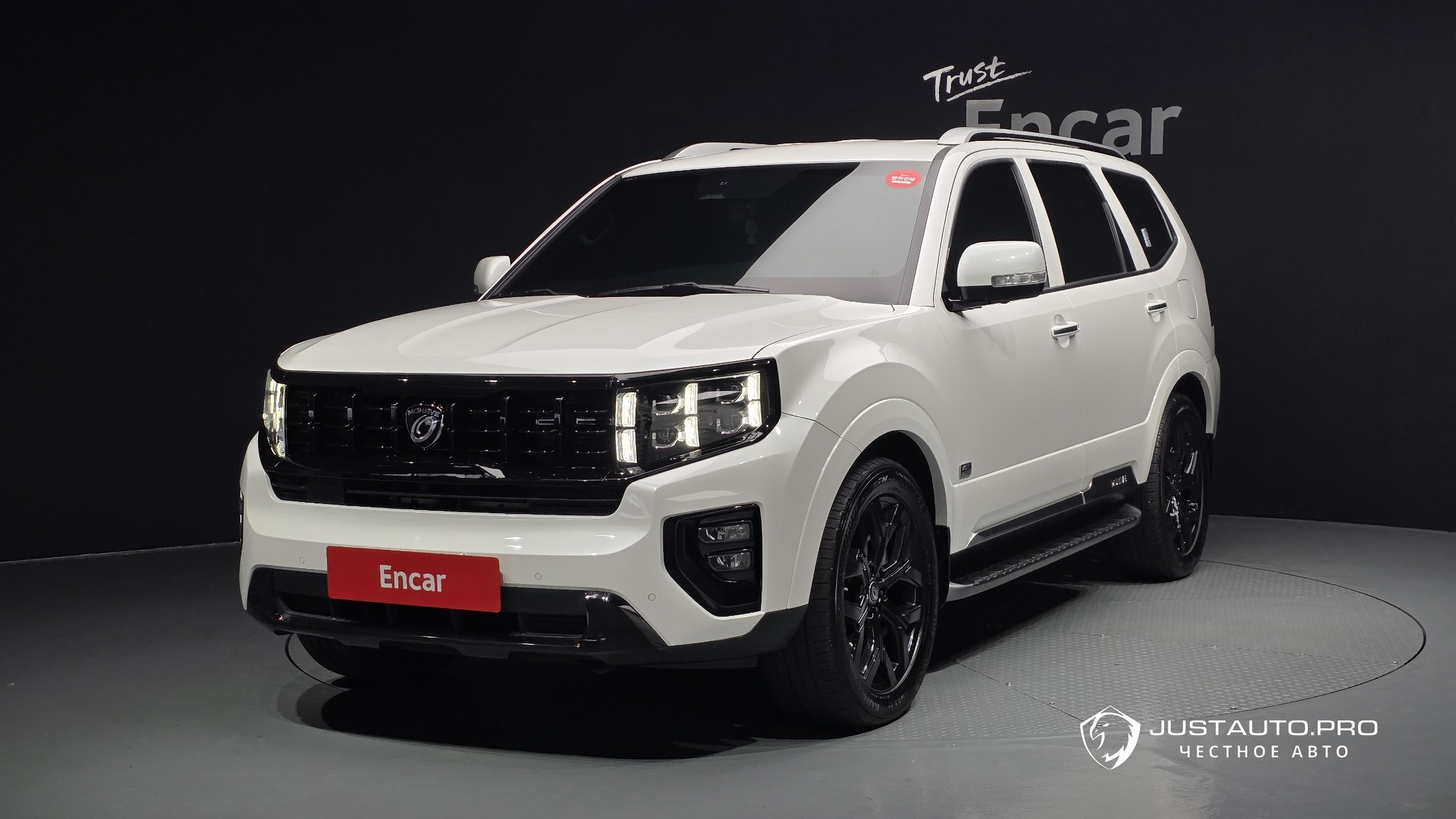 Автомобиль Kia Mohave