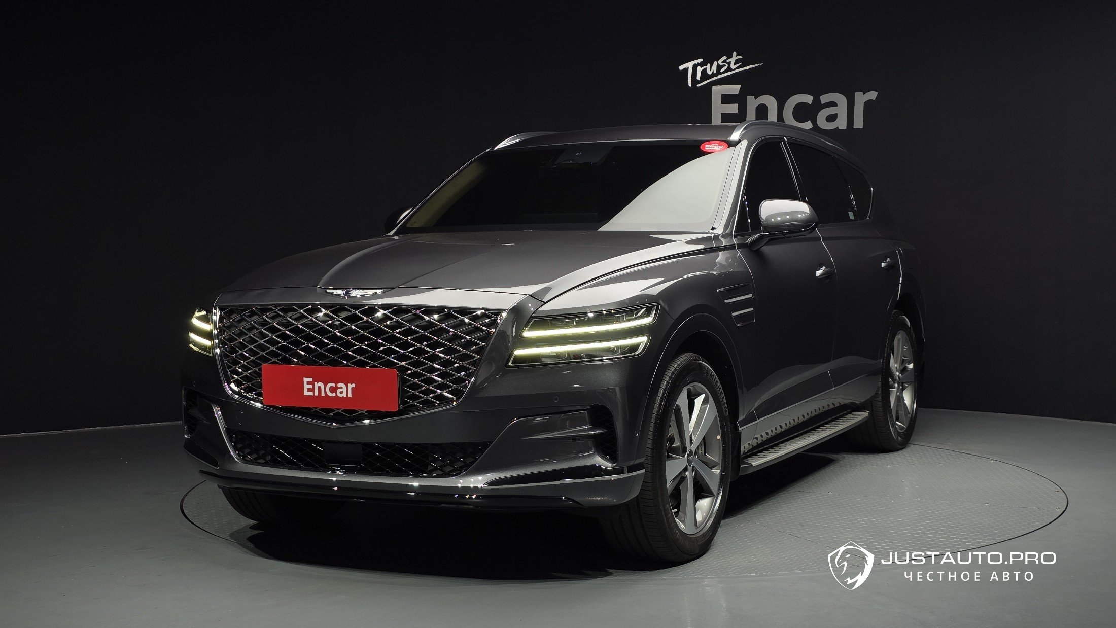 Автомобиль Genesis GV80