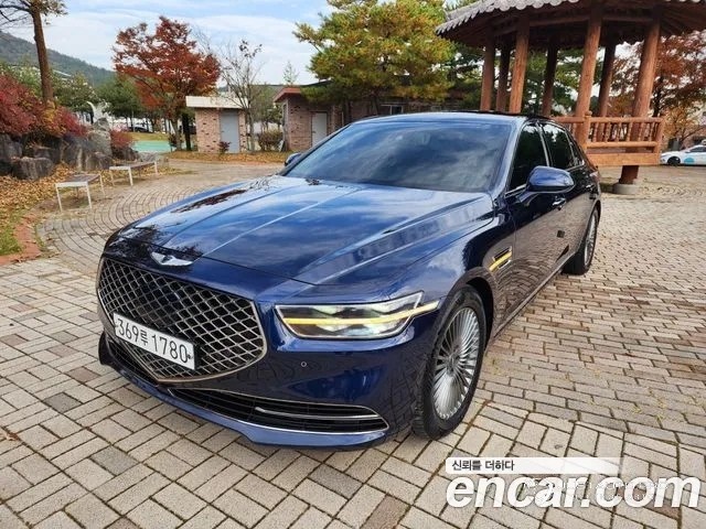 Автомобиль Genesis G90