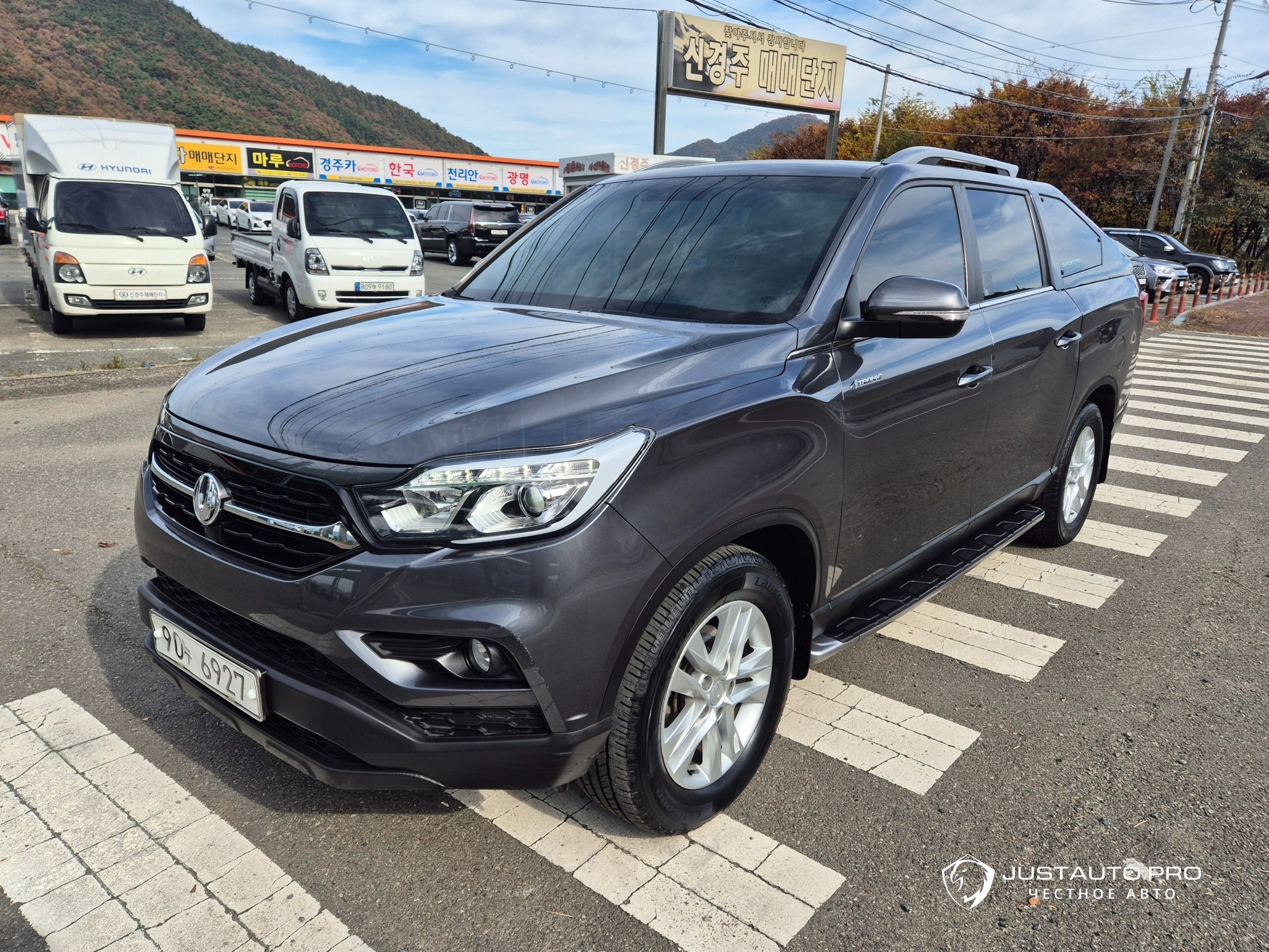 Автомобиль KG_Mobility_Ssangyong Rexton