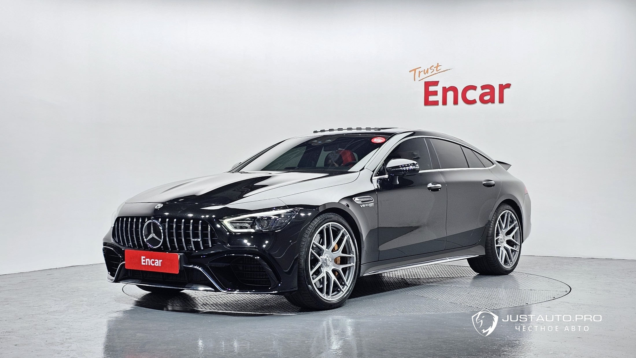 Автомобиль Mercedes-Benz AMG GT