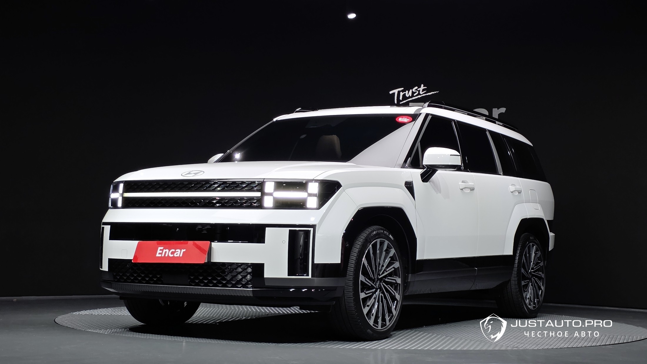 Автомобиль Hyundai Santafe