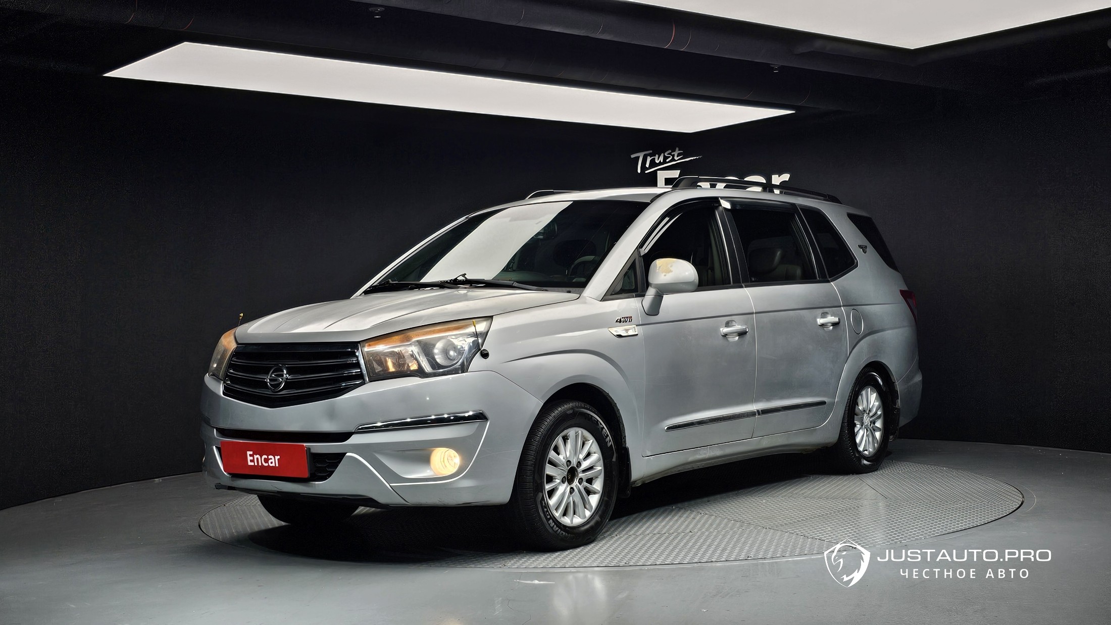 Автомобиль KG_Mobility_Ssangyong KORANDO