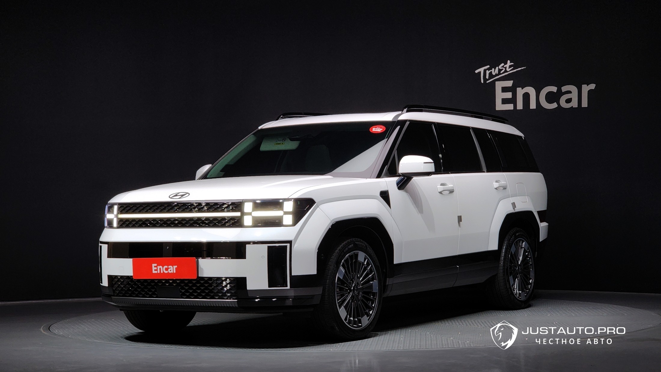 Автомобиль Hyundai Santafe