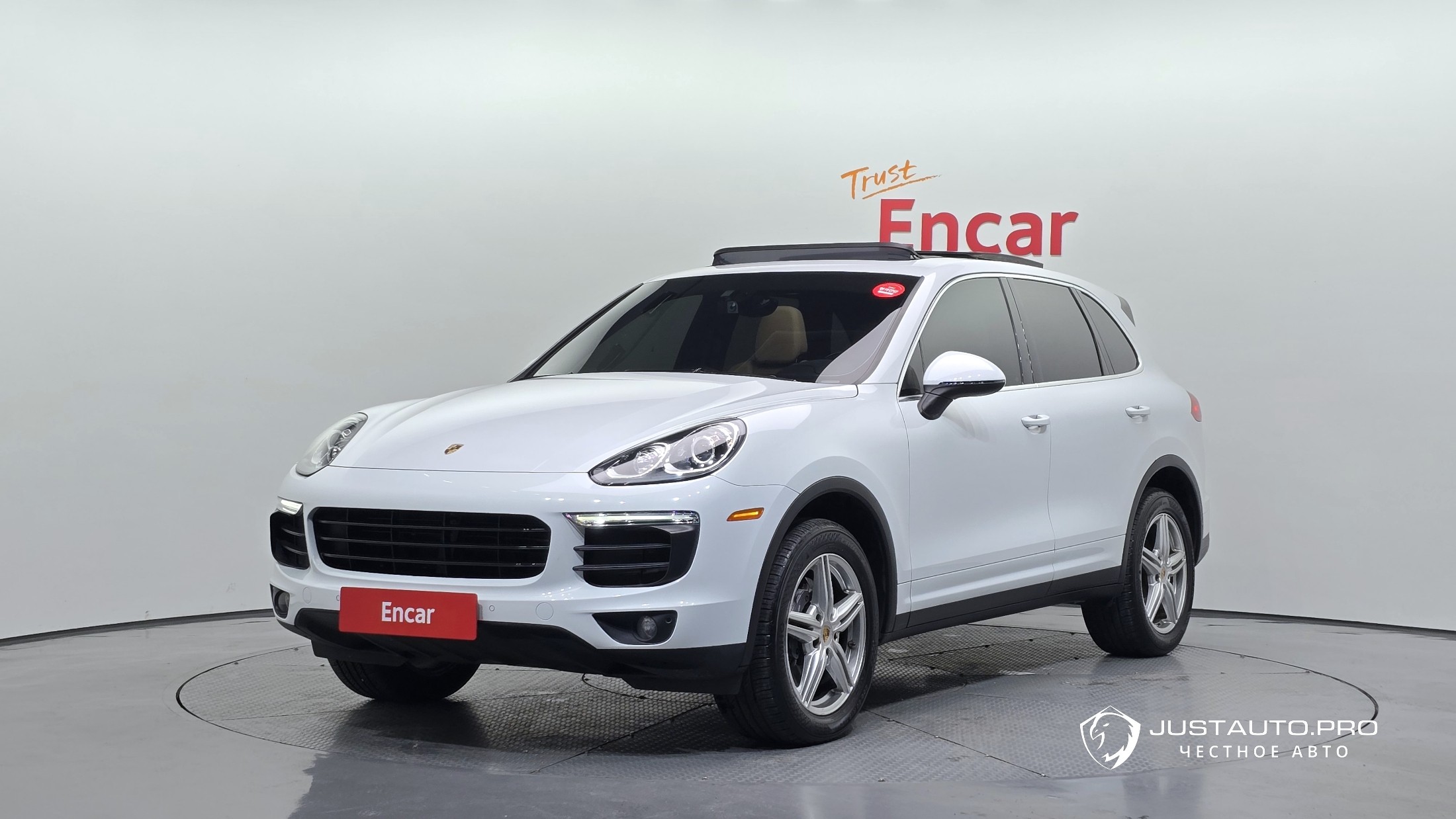 Автомобиль Porsche Cayenne