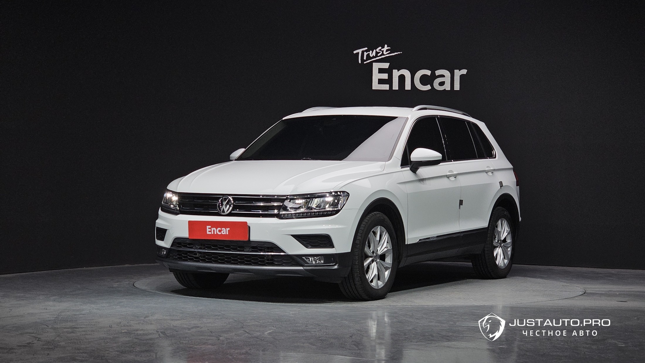 Автомобиль Volkswagen Tiguan