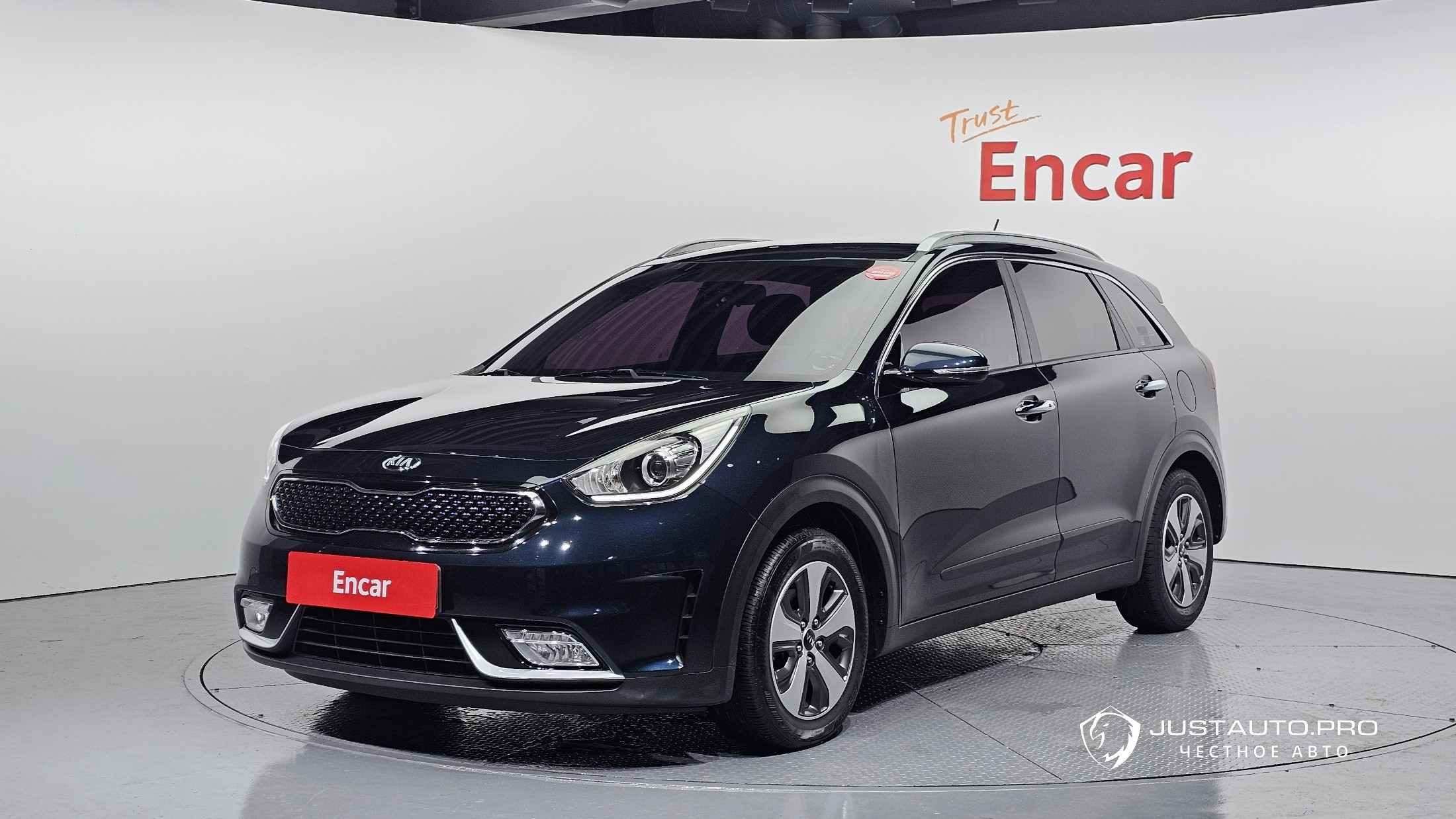 Автомобиль Kia Niro