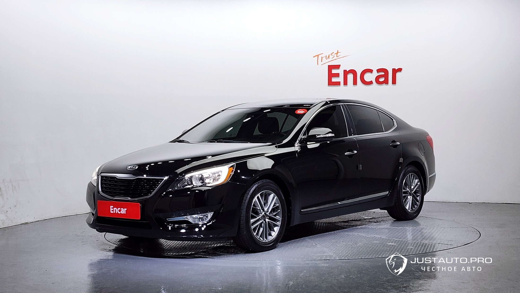 Автомобиль Kia K7