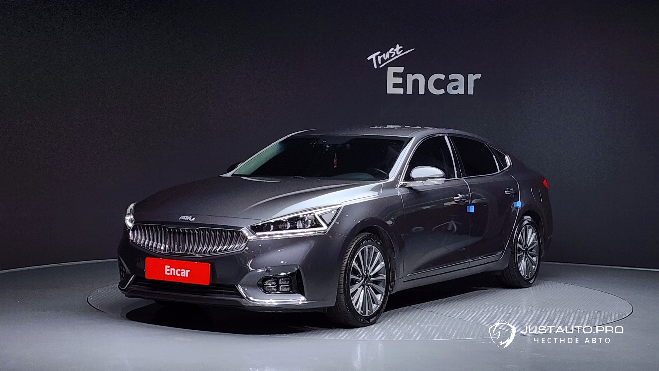 Автомобиль Kia K7