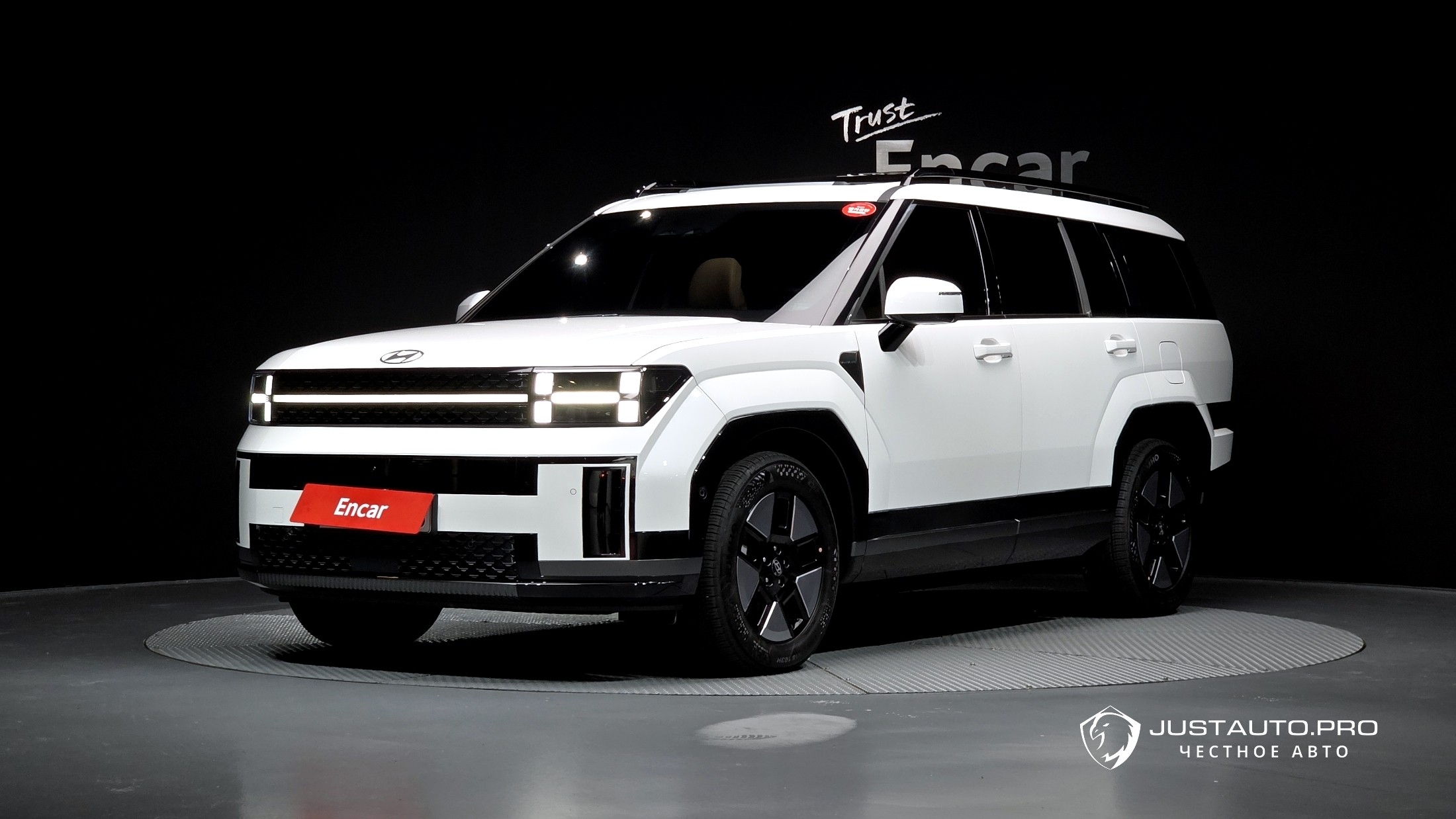 Автомобиль Hyundai Santafe