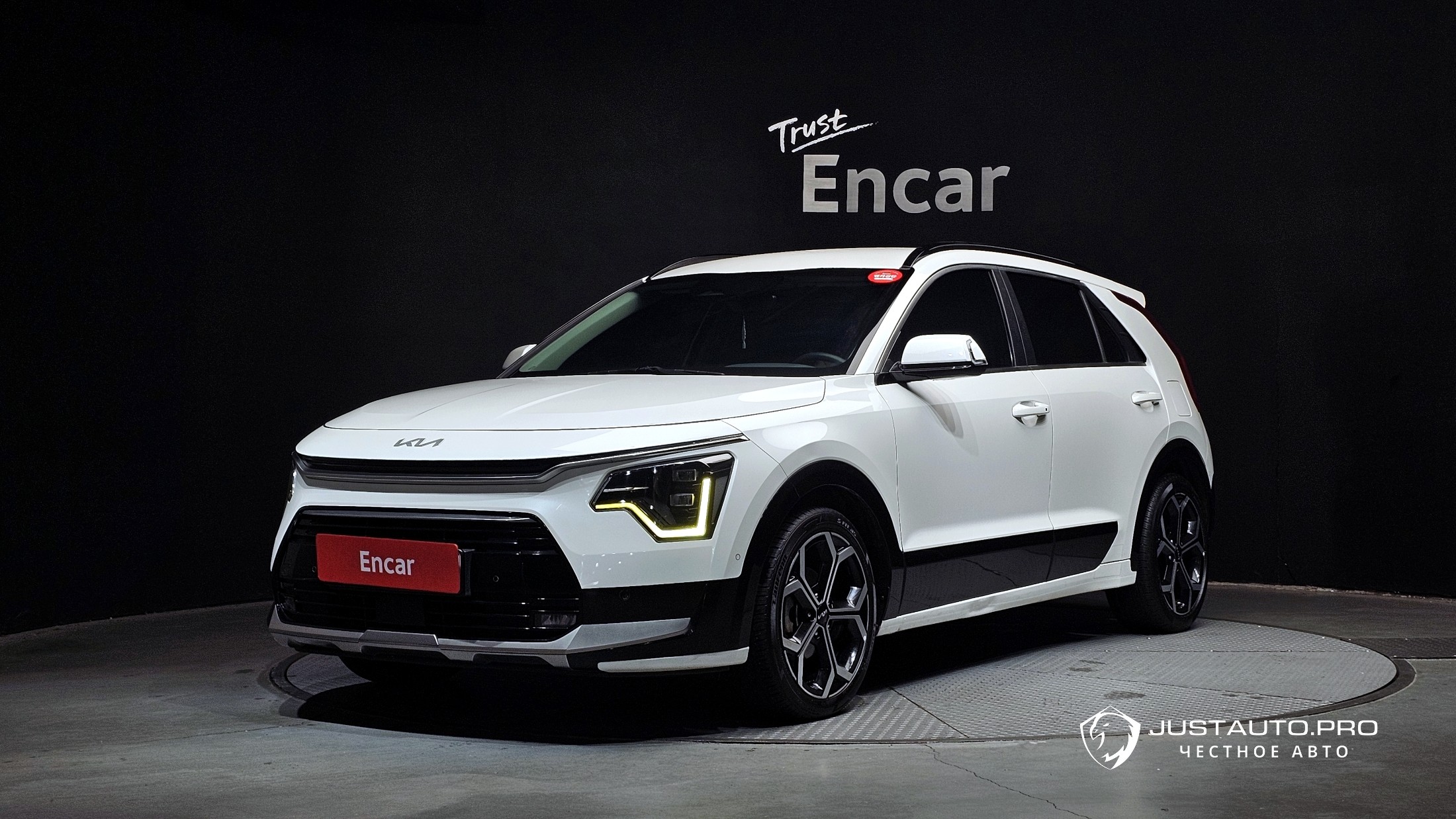 Автомобиль Kia Niro