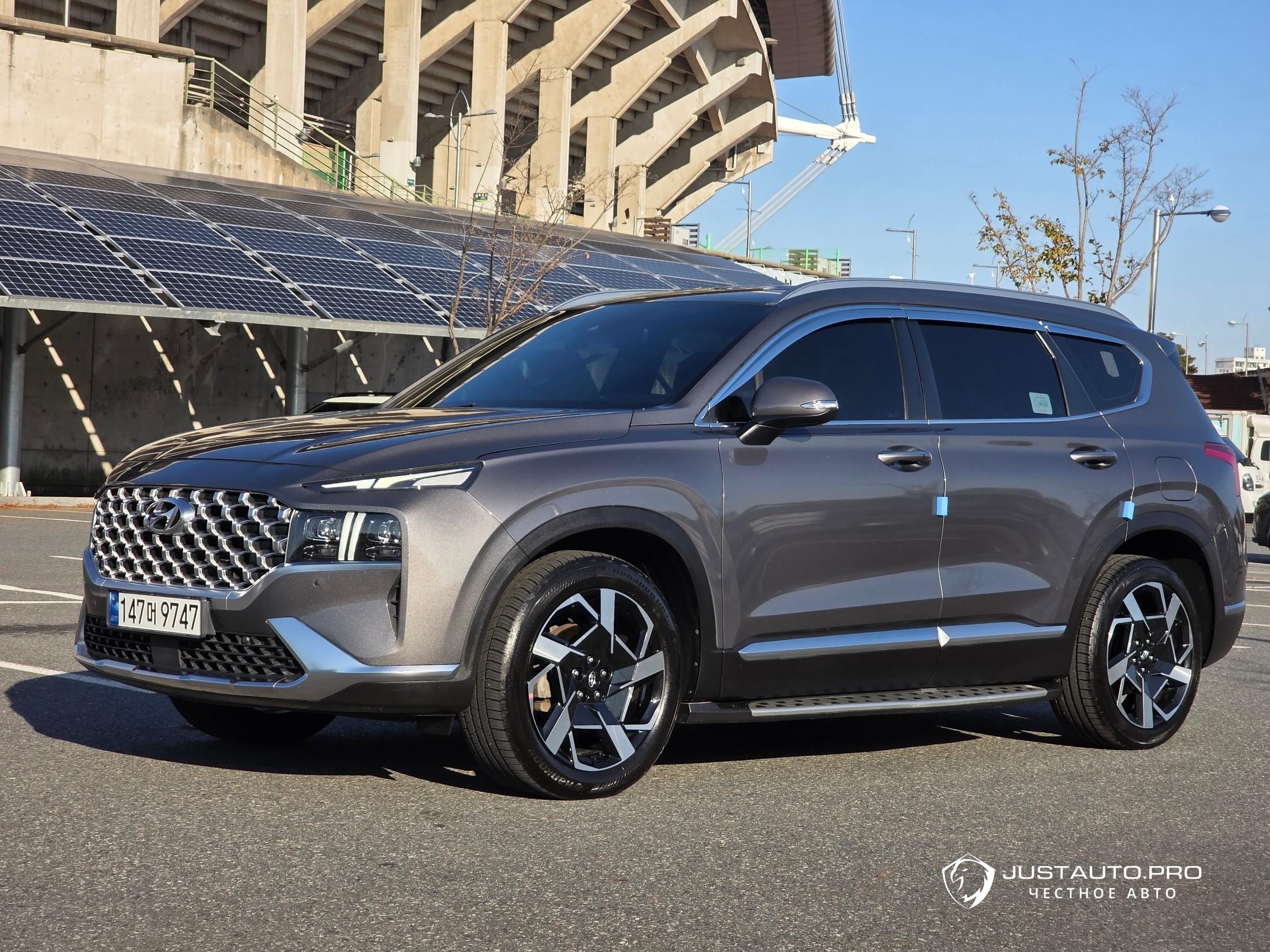 Автомобиль Hyundai Santafe