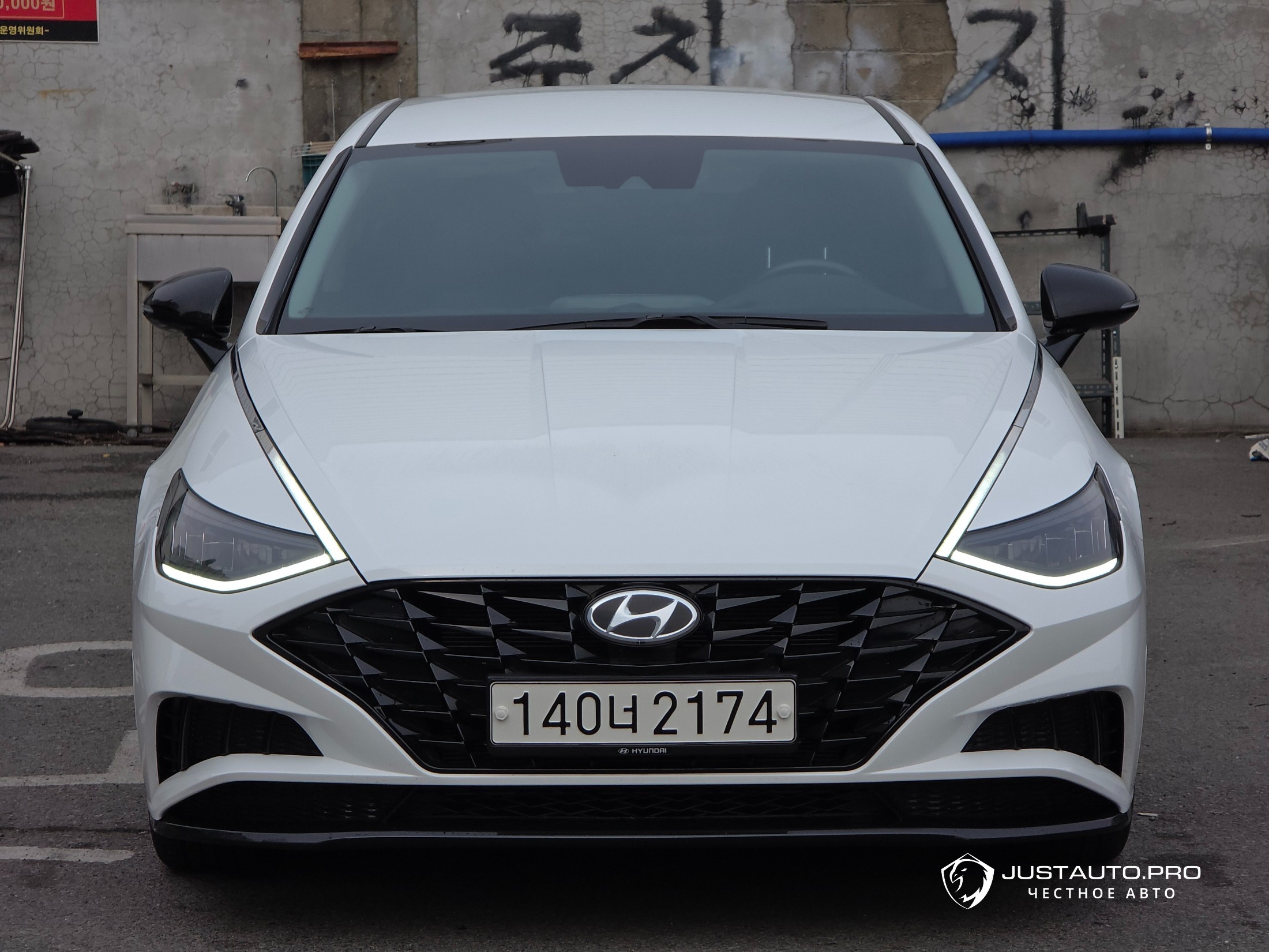 Автомобиль Hyundai Sonata