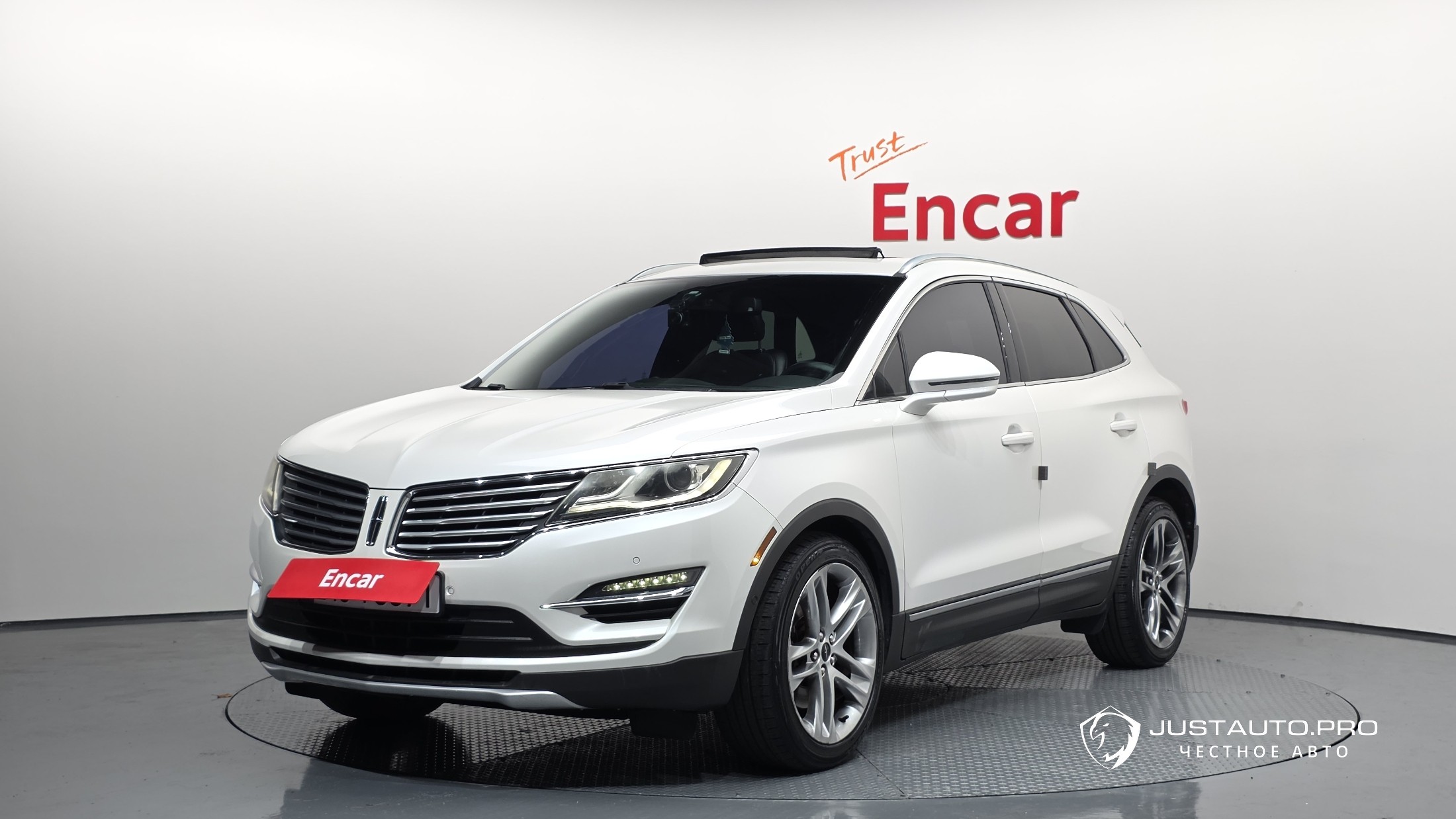 Автомобиль Lincoln MKC