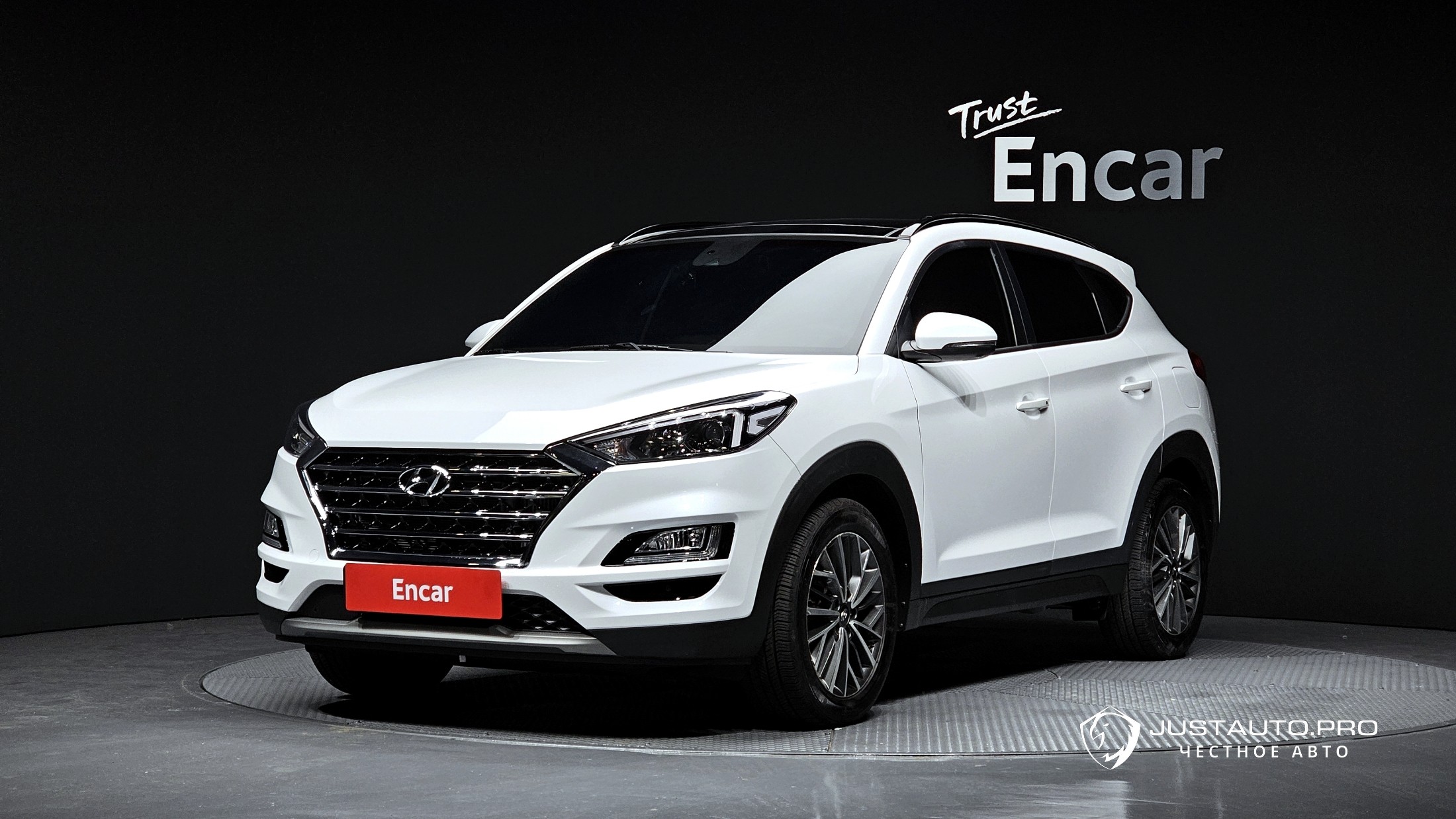 Автомобиль Hyundai Tucson