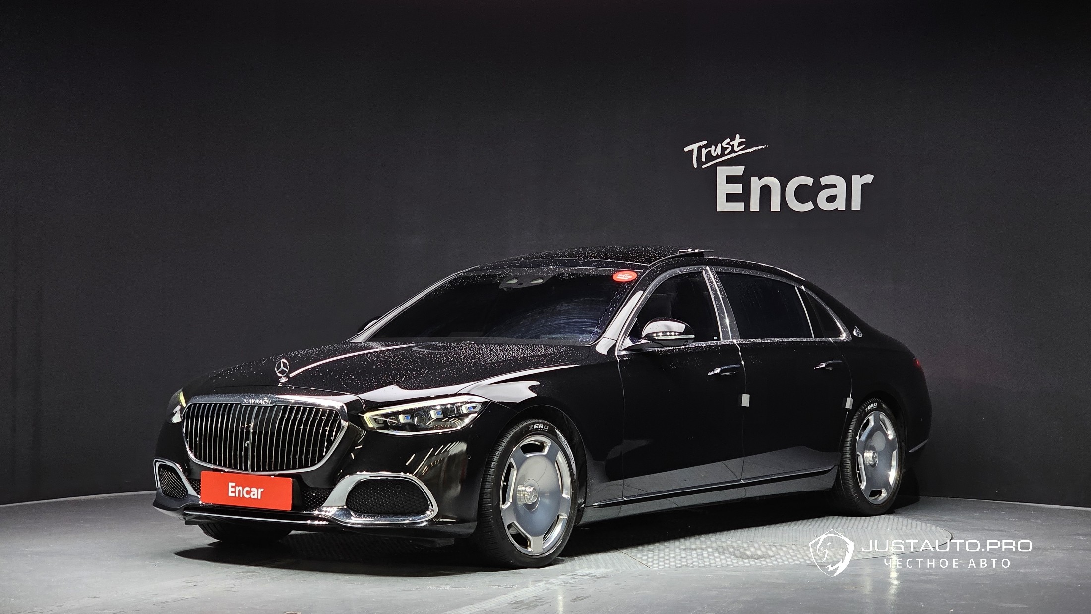 Автомобиль Mercedes-Benz S-Class