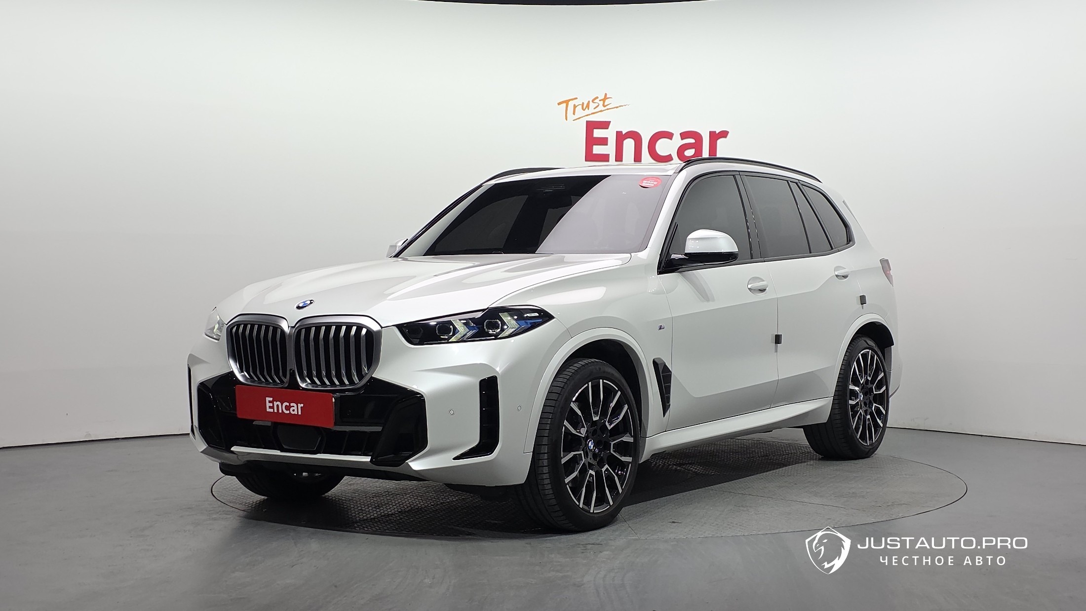 Автомобиль BMW X5