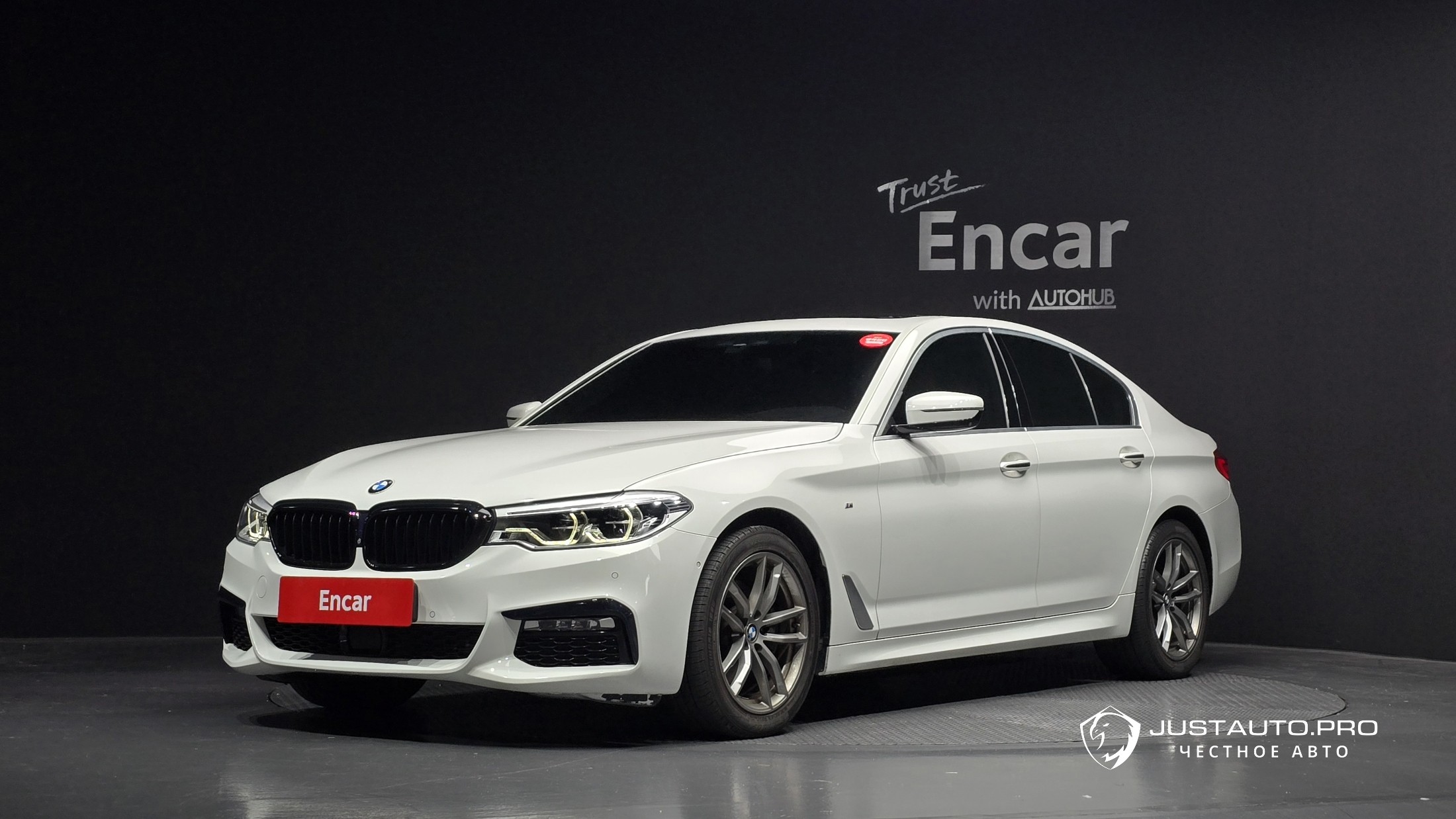 Автомобиль BMW 5-Series