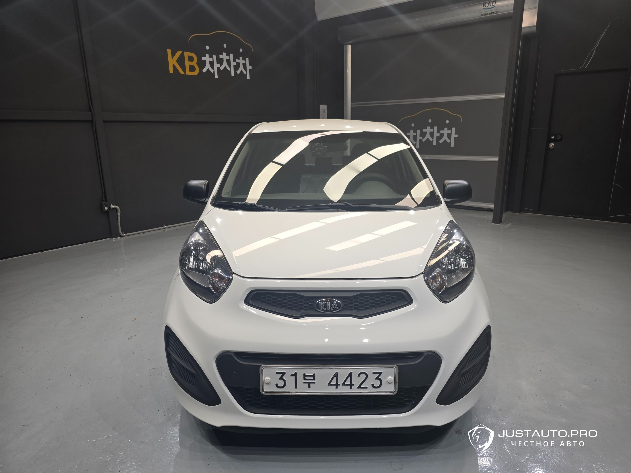 Автомобиль Kia morning