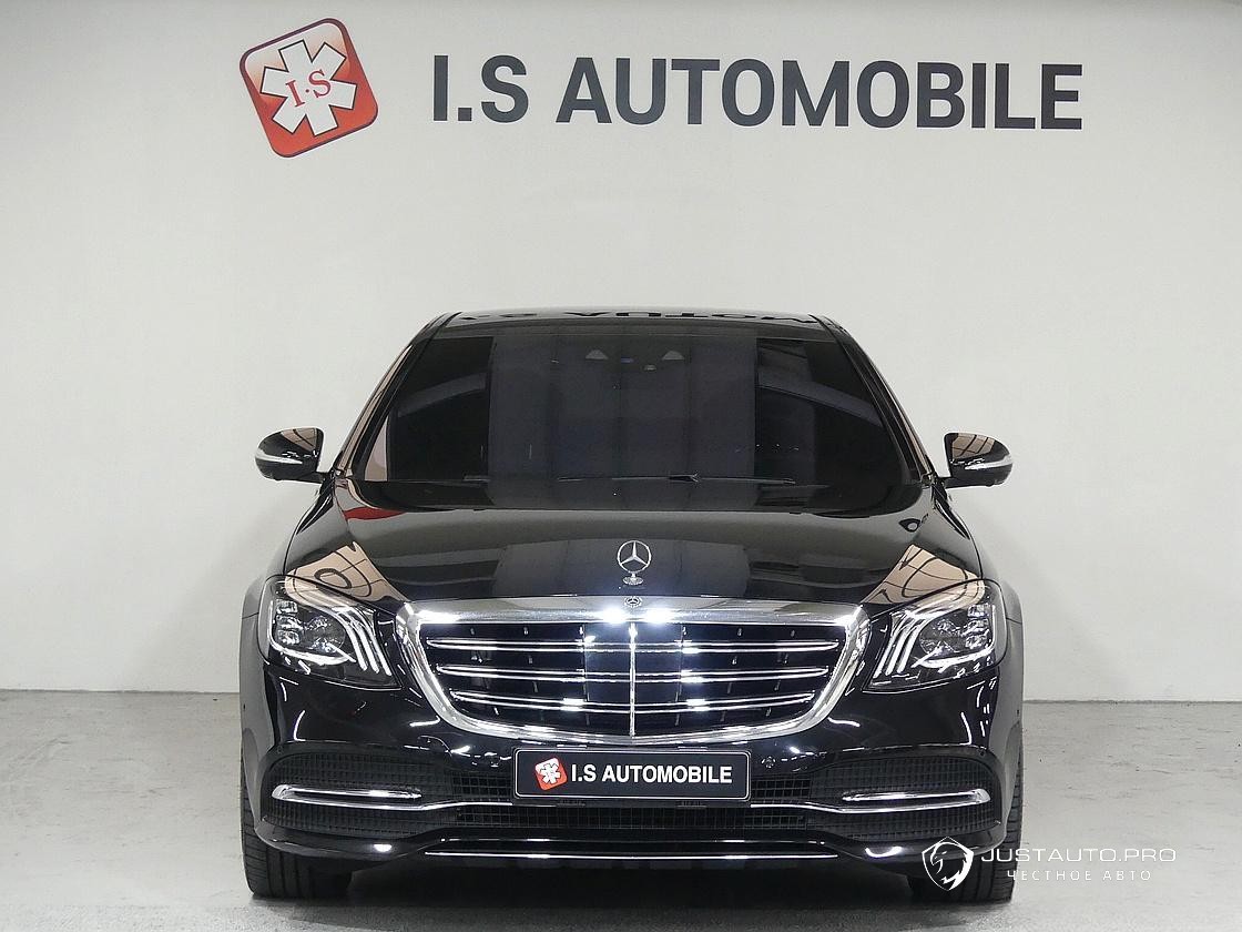 Автомобиль Mercedes-Benz S-Class