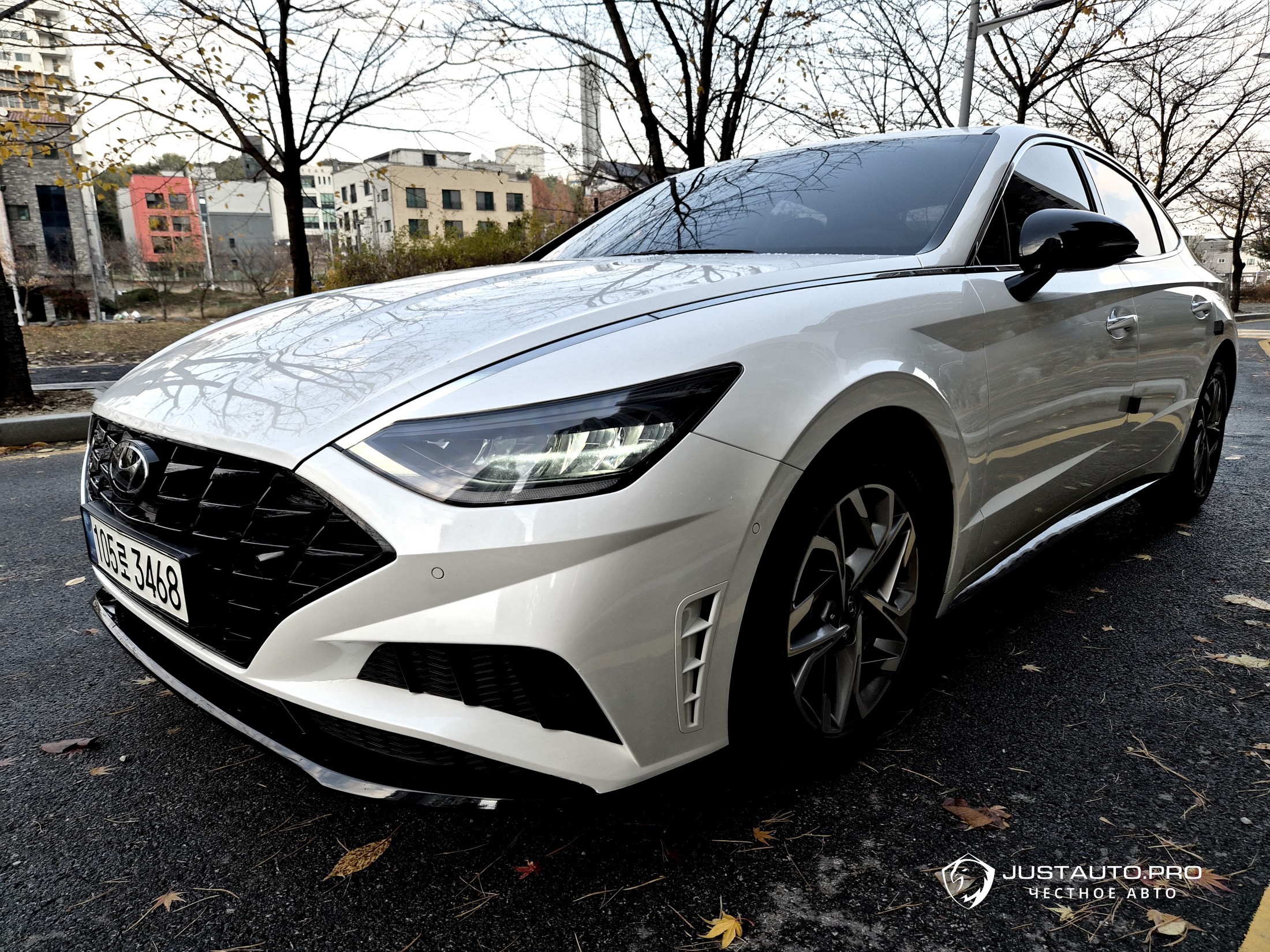 Автомобиль Hyundai Sonata