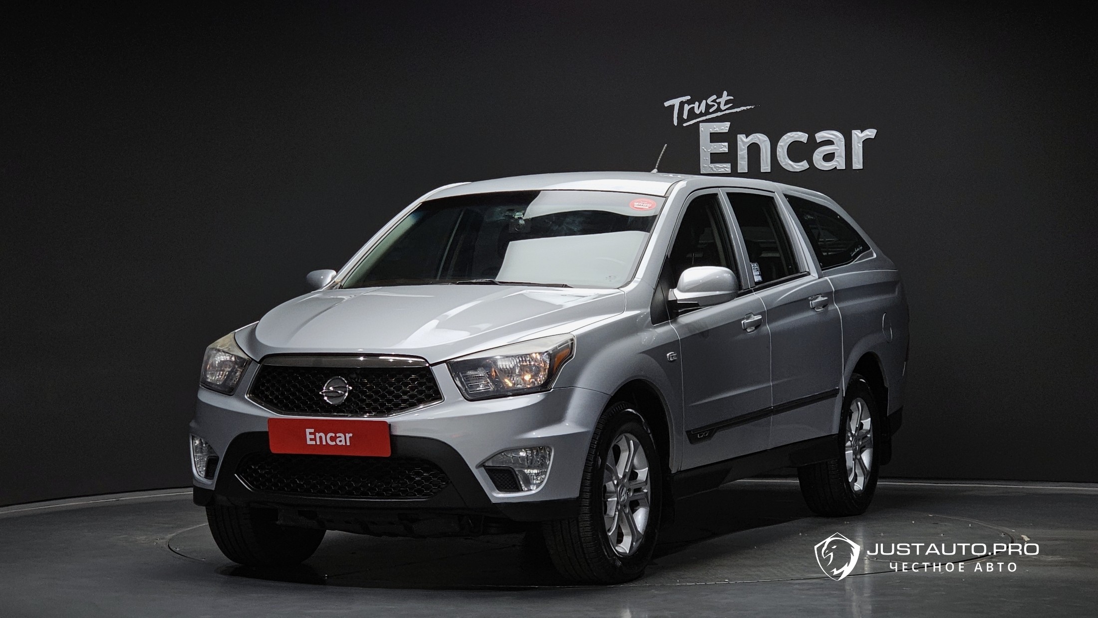 Автомобиль KG_Mobility_Ssangyong KORANDO