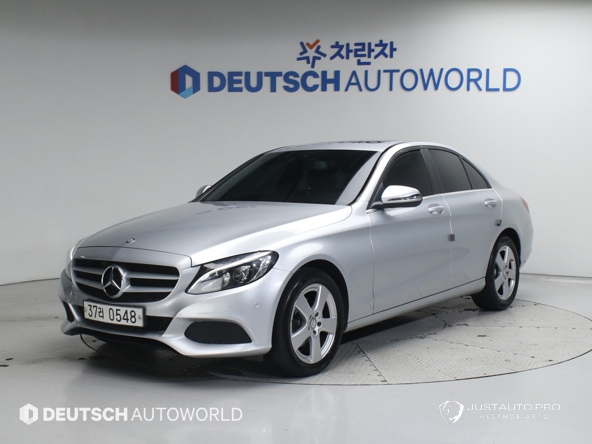 Автомобиль Mercedes-Benz C-Class