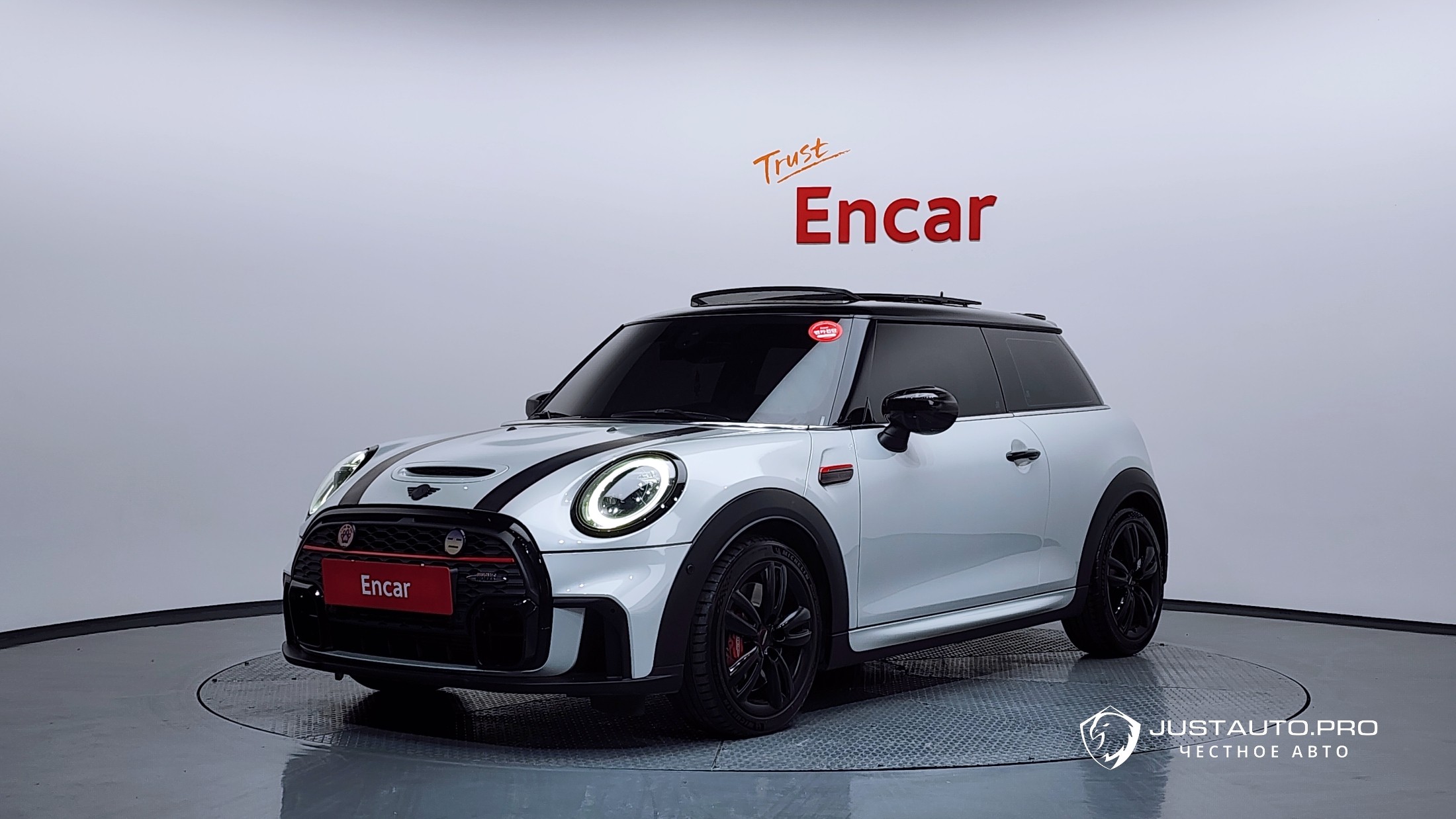 Автомобиль Mini Cooper