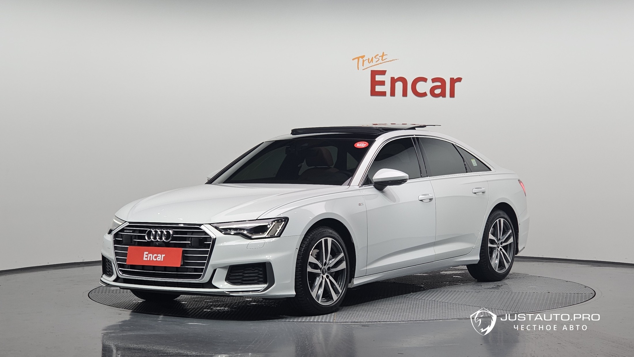 Автомобиль Audi A6