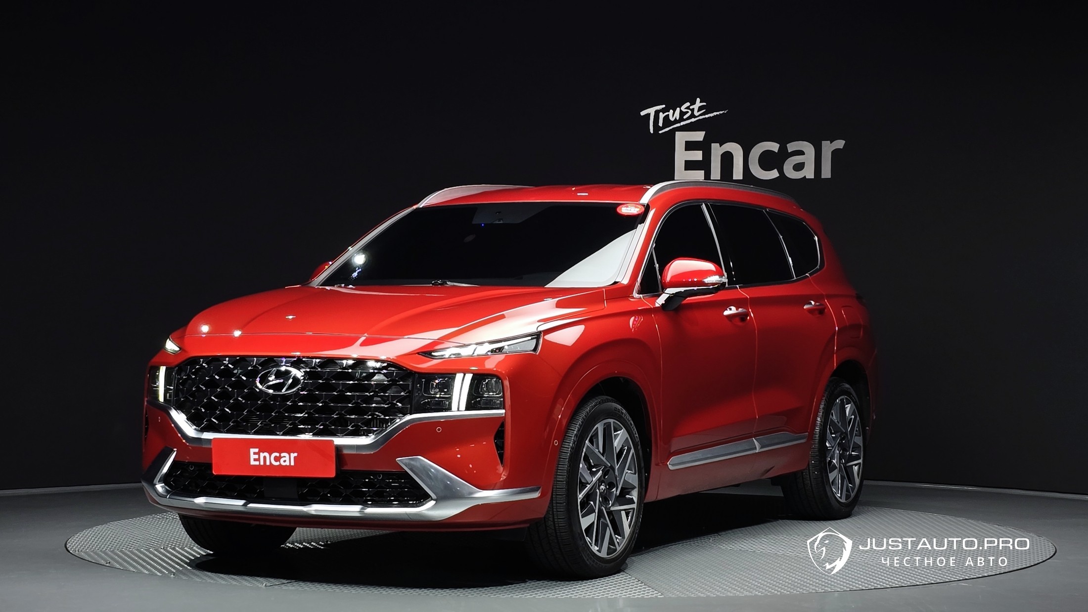 Автомобиль Hyundai Santafe