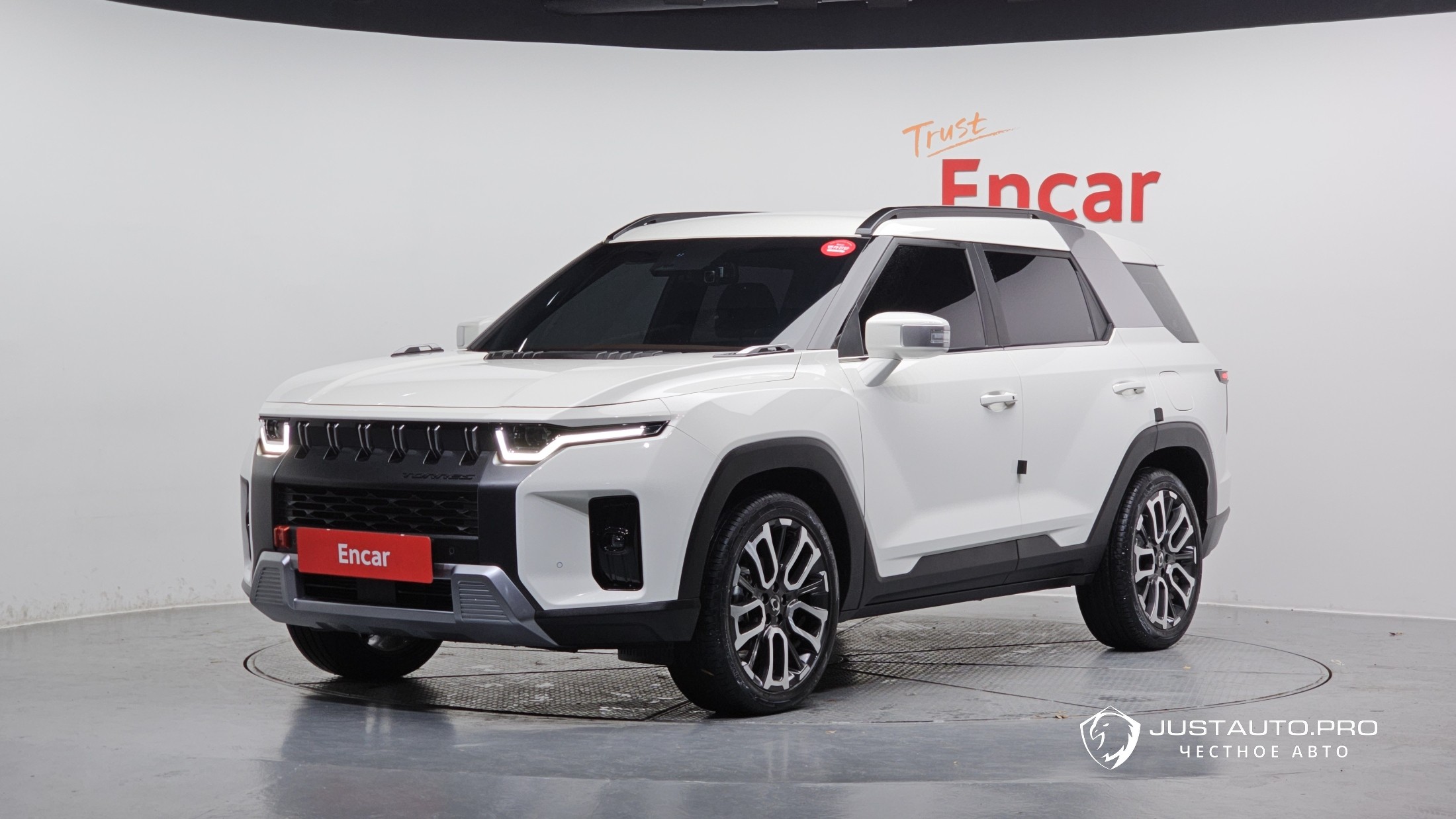 Автомобиль KG_Mobility_Ssangyong Torres