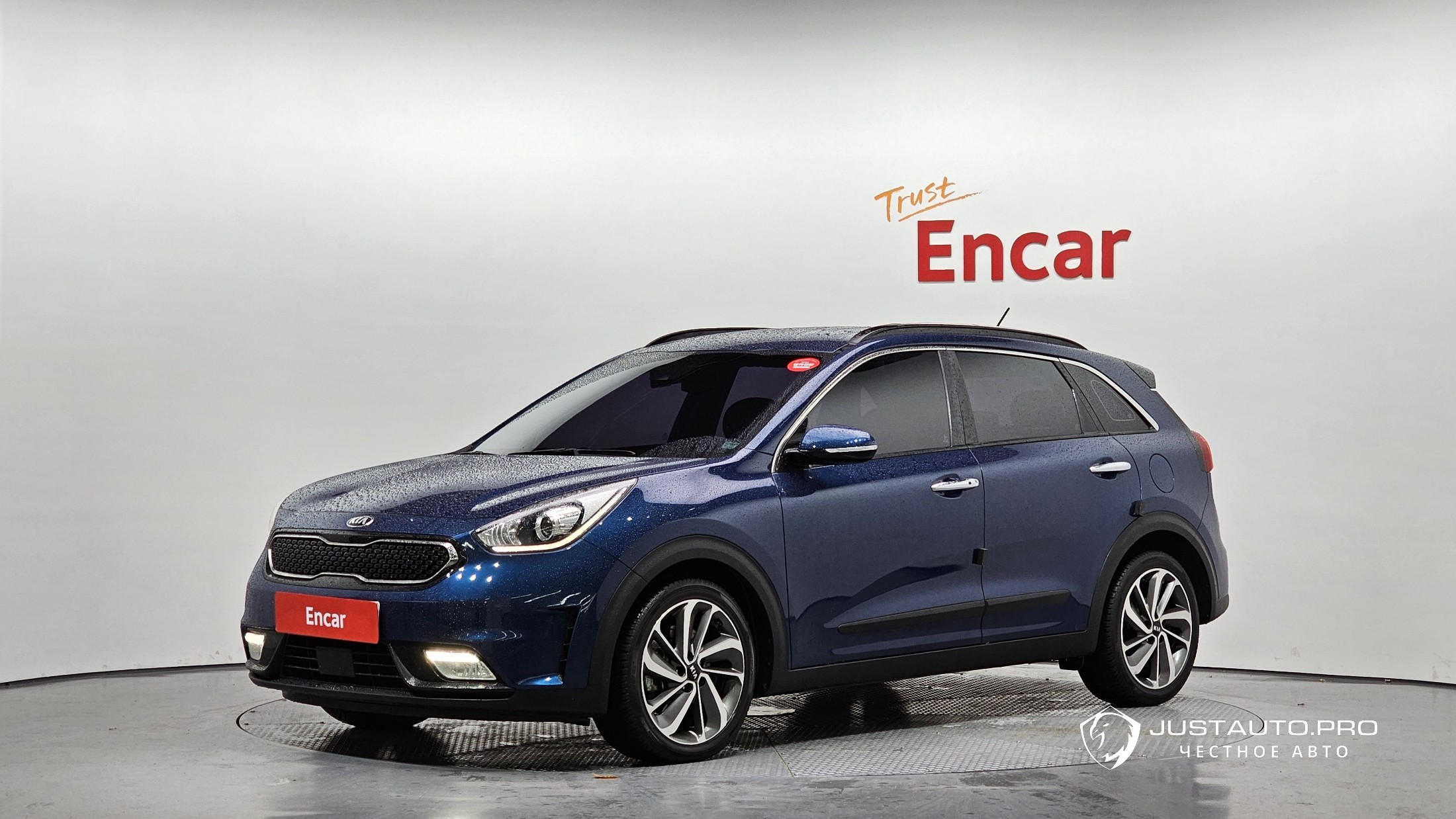 Автомобиль Kia Niro