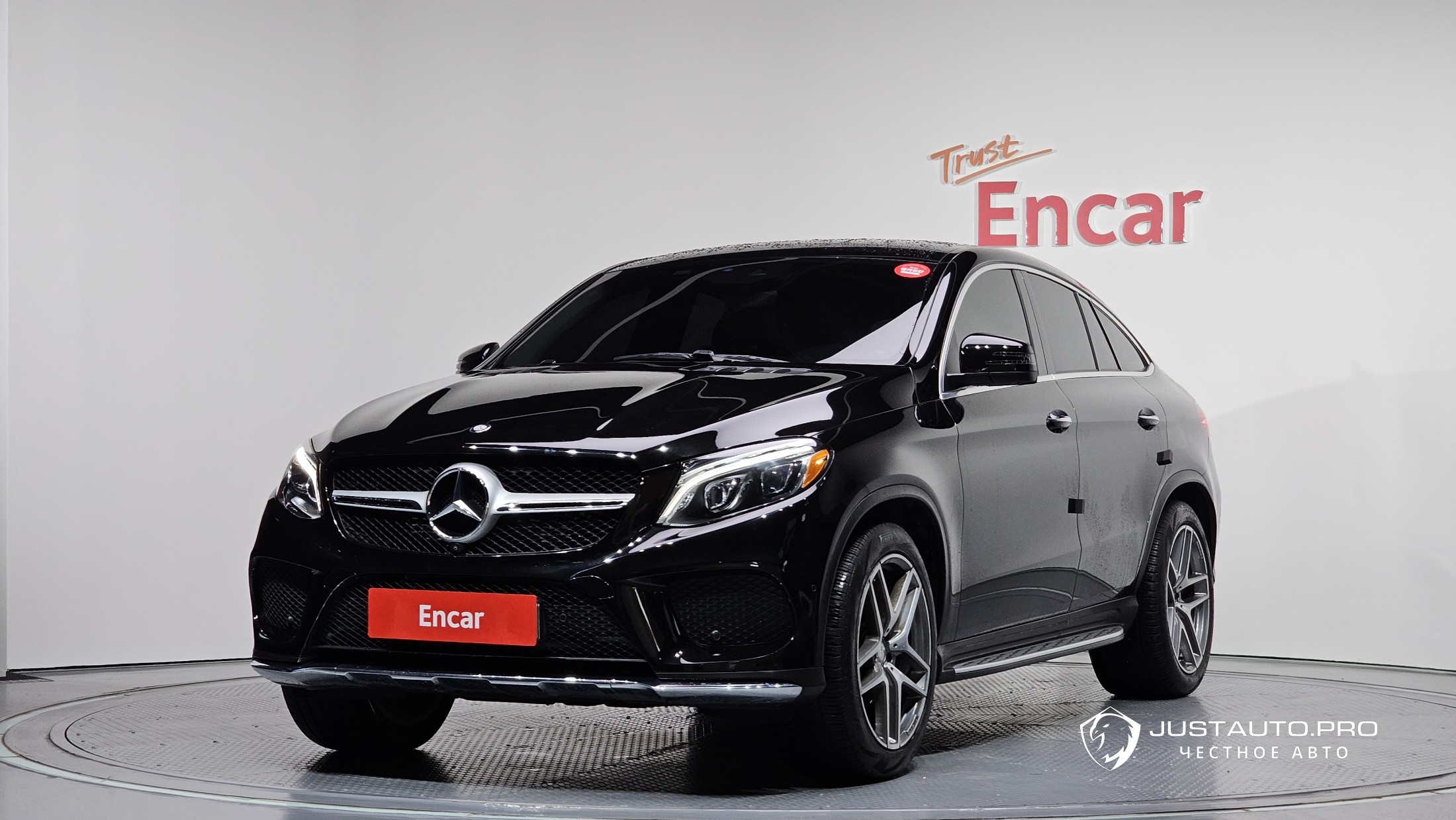 Автомобиль Mercedes-Benz GLE-Class